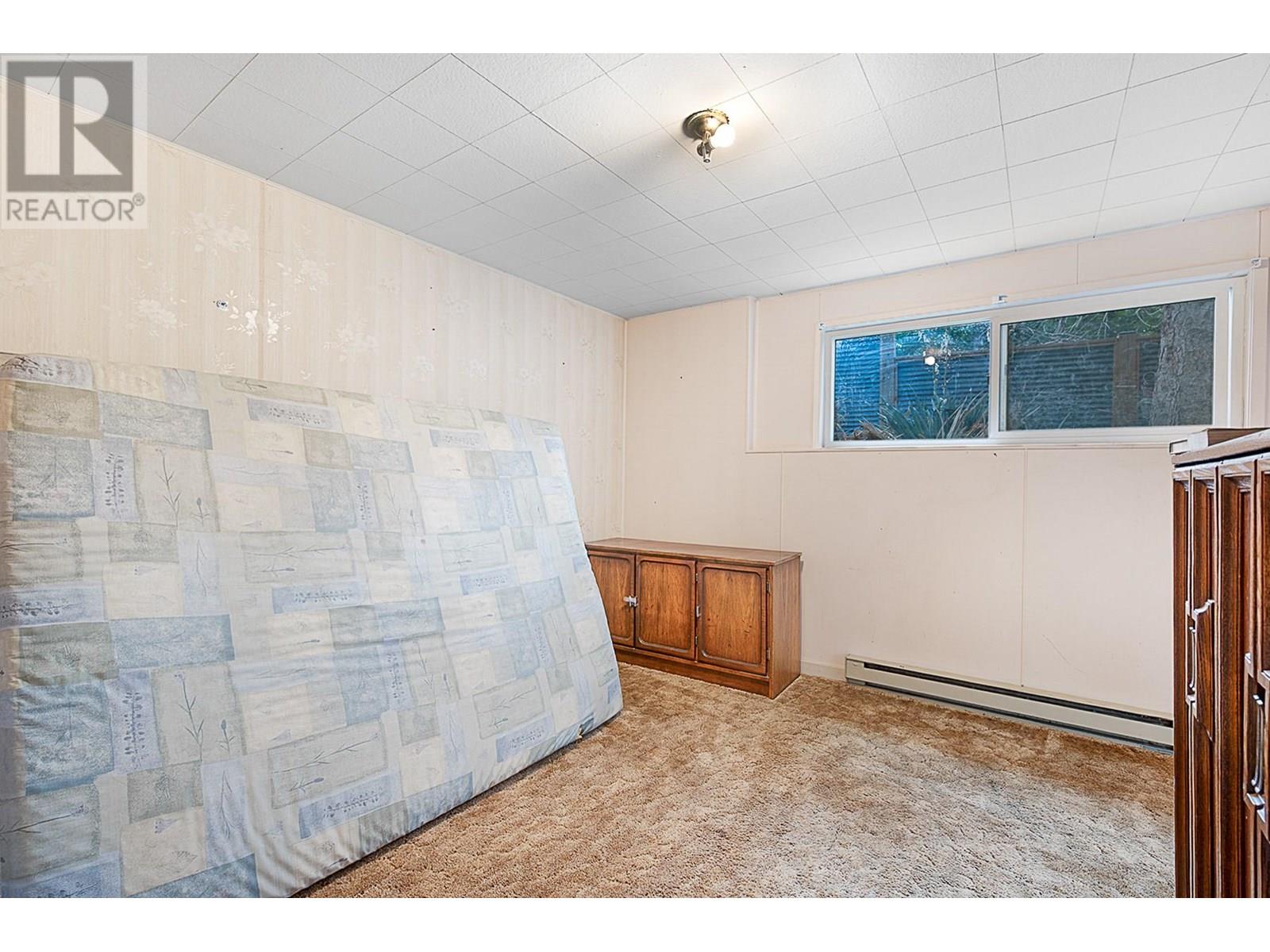 988 Glengarry Street, Kelowna, British Columbia  V1Y 4C8 - Photo 37 - 10354577