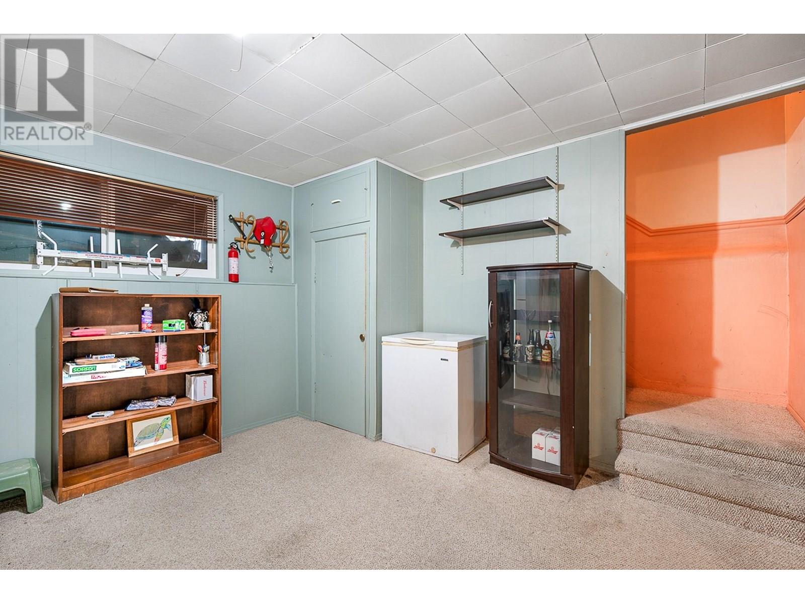 988 Glengarry Street, Kelowna, British Columbia  V1Y 4C8 - Photo 42 - 10354577