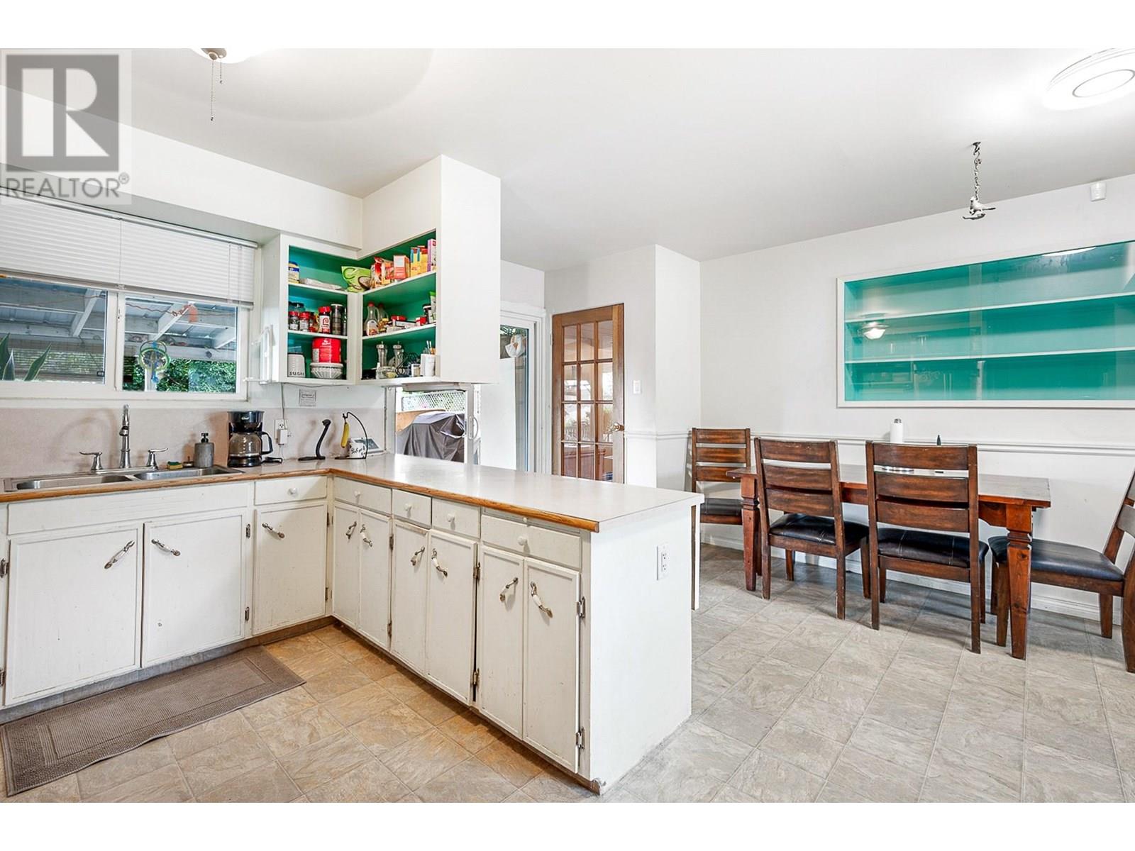 988 Glengarry Street, Kelowna, British Columbia  V1Y 4C8 - Photo 7 - 10354577