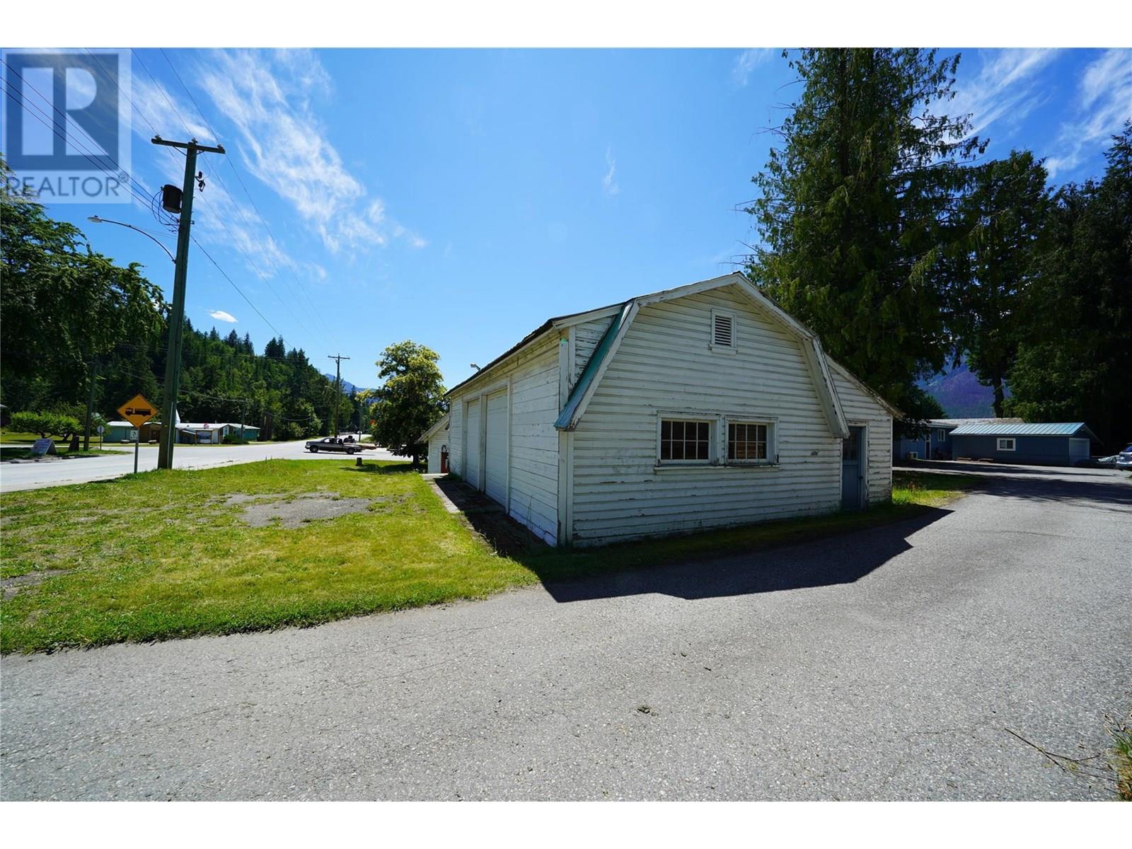 422 Slocan Avenue, New Denver, British Columbia  V0G 1S0 - Photo 24 - 10354516