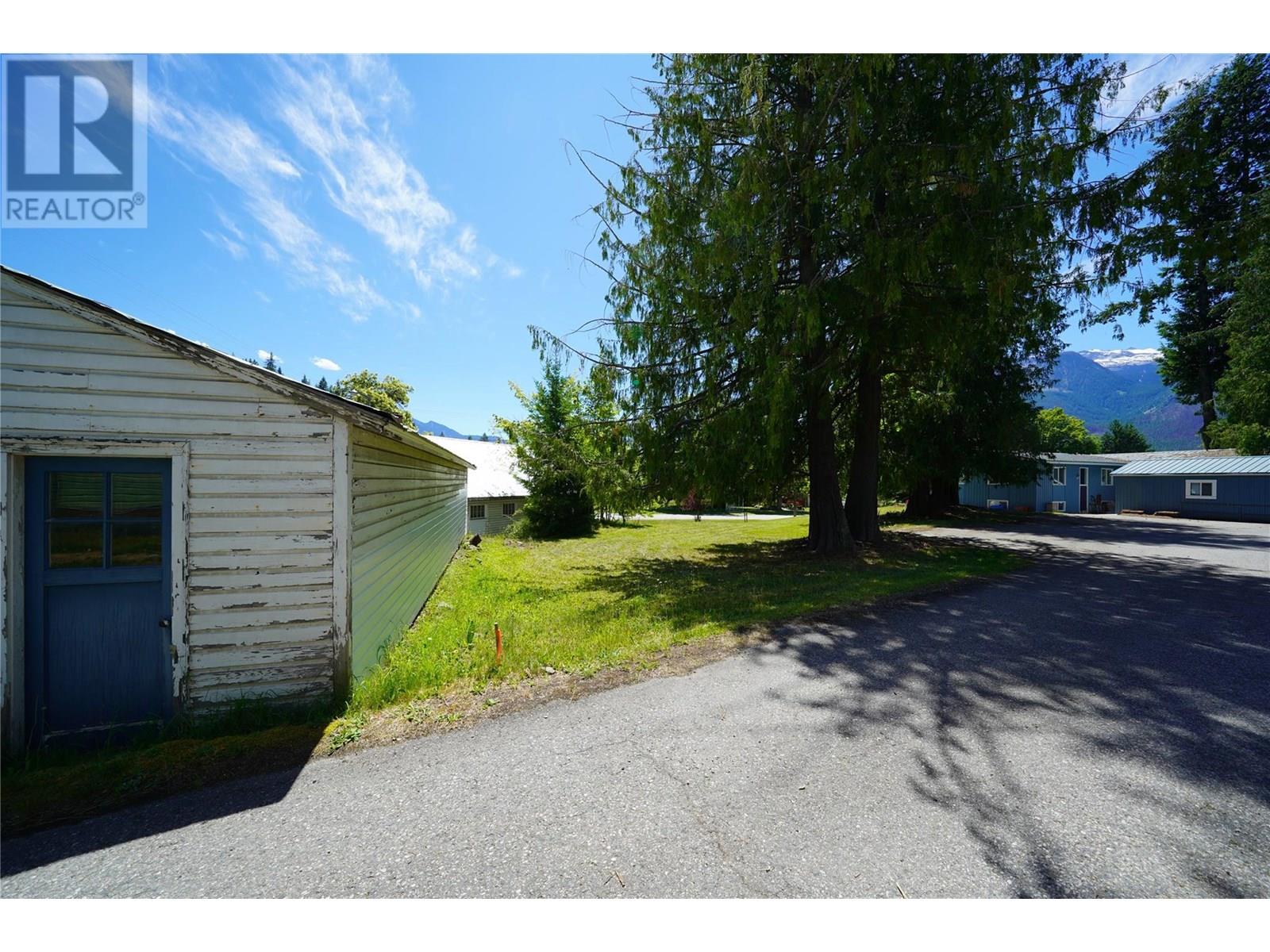 422 Slocan Avenue, New Denver, British Columbia  V0G 1S0 - Photo 25 - 10354516