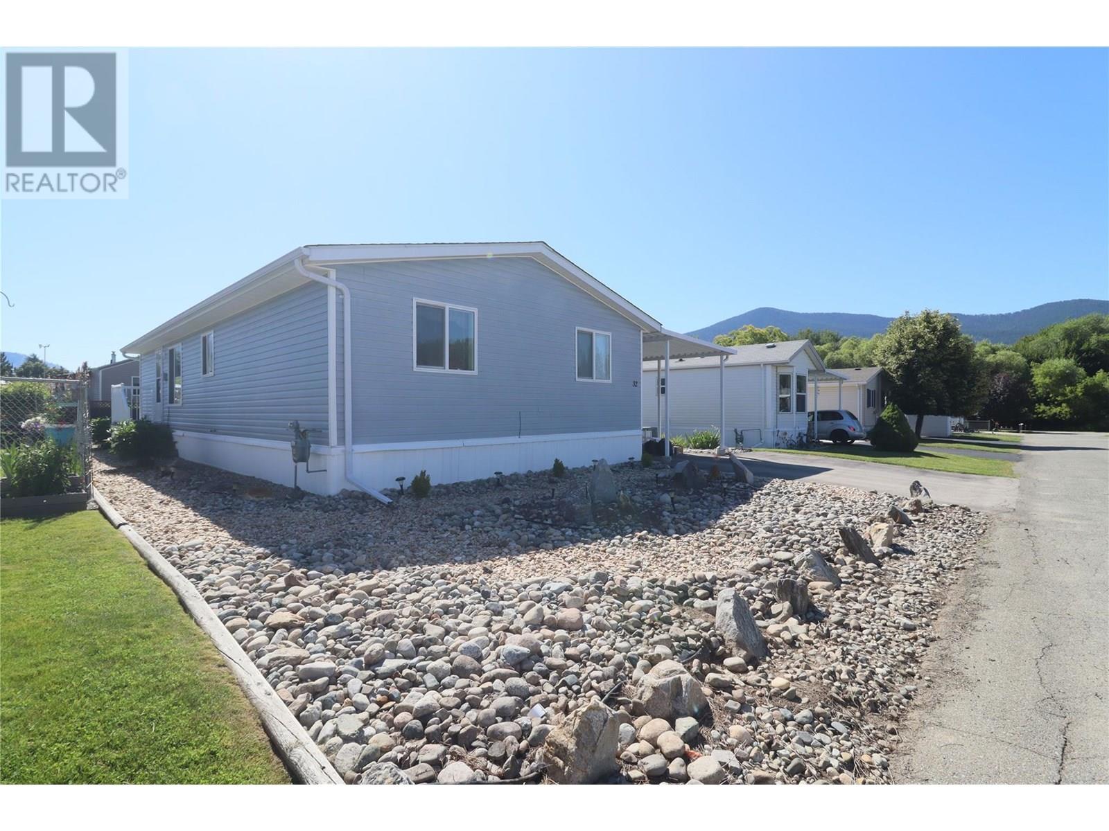 7225 Boundary Drive Unit# 32, Grand Forks, British Columbia  V0H 1H0 - Photo 2 - 10354576