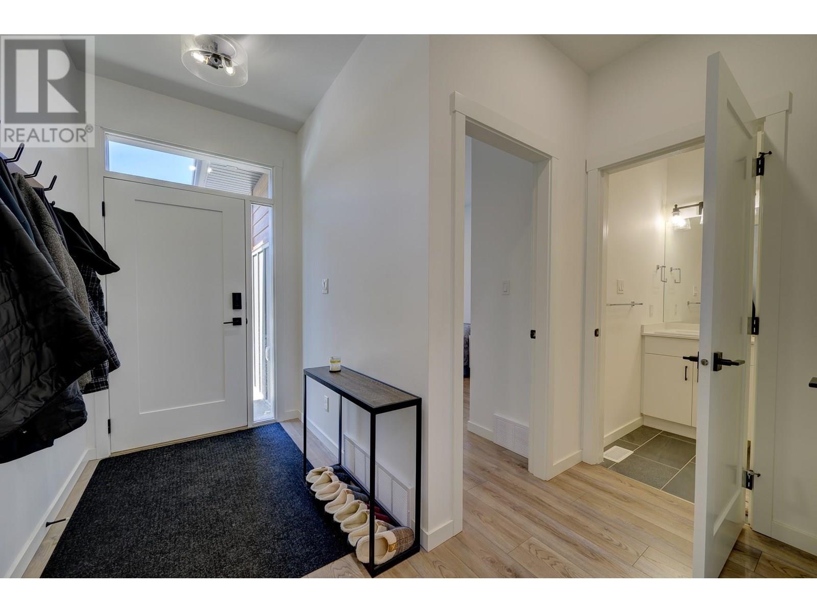 220 Shepherd Road Unit# 2, Chase, British Columbia  V0E 1M1 - Photo 3 - 10354529