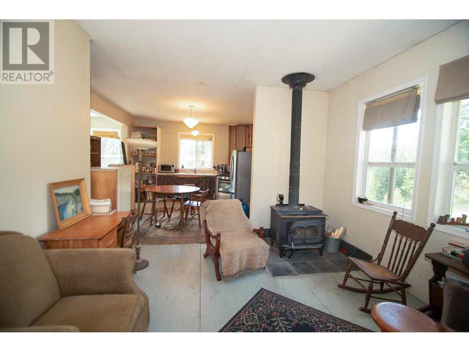 820 Kane Valley Road, Merritt, British Columbia  V1K 1B8 - Photo 3 - 10354625