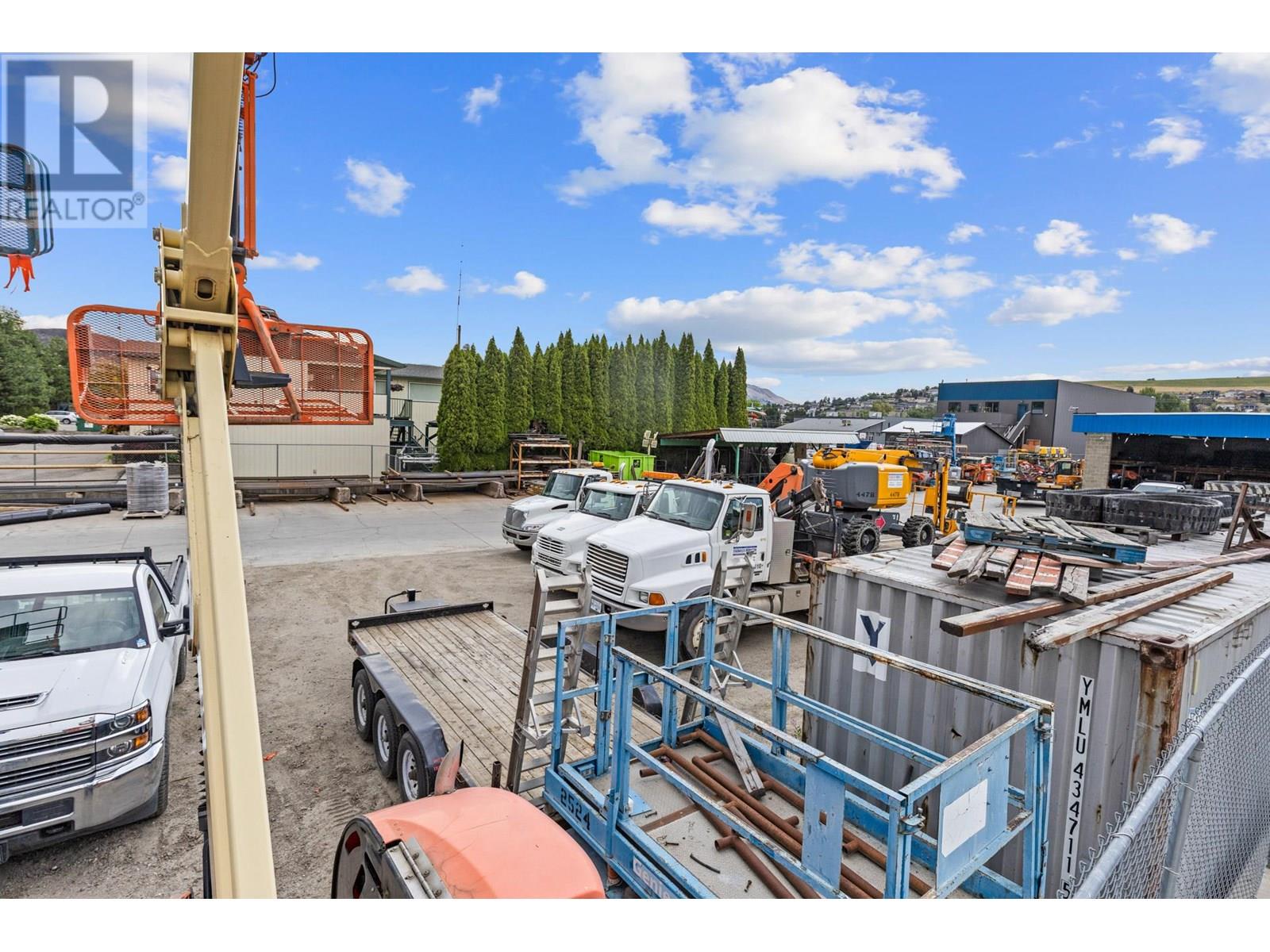 4509 25 Avenue, Vernon, British Columbia  V1T 1P5 - Photo 3 - 10352703