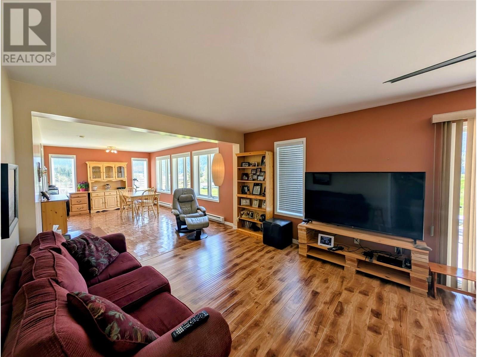 2224 Merritt Spences Bridge Hwy, Merritt, British Columbia  V0K 1Y0 - Photo 10 - 10354666