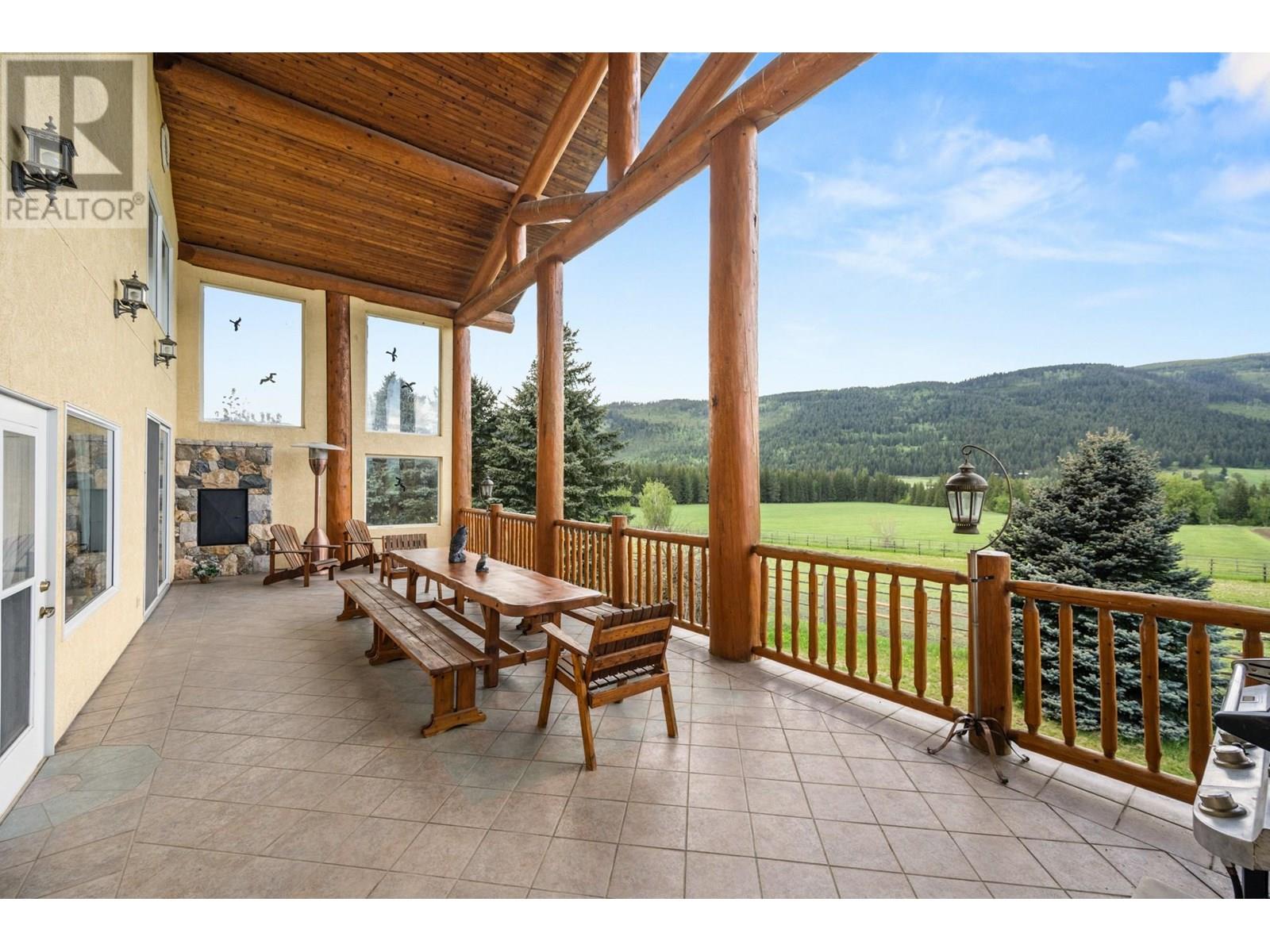 910 Lumby Mabel Lake Road, Lumby, British Columbia  V0E 2G5 - Photo 12 - 10354812