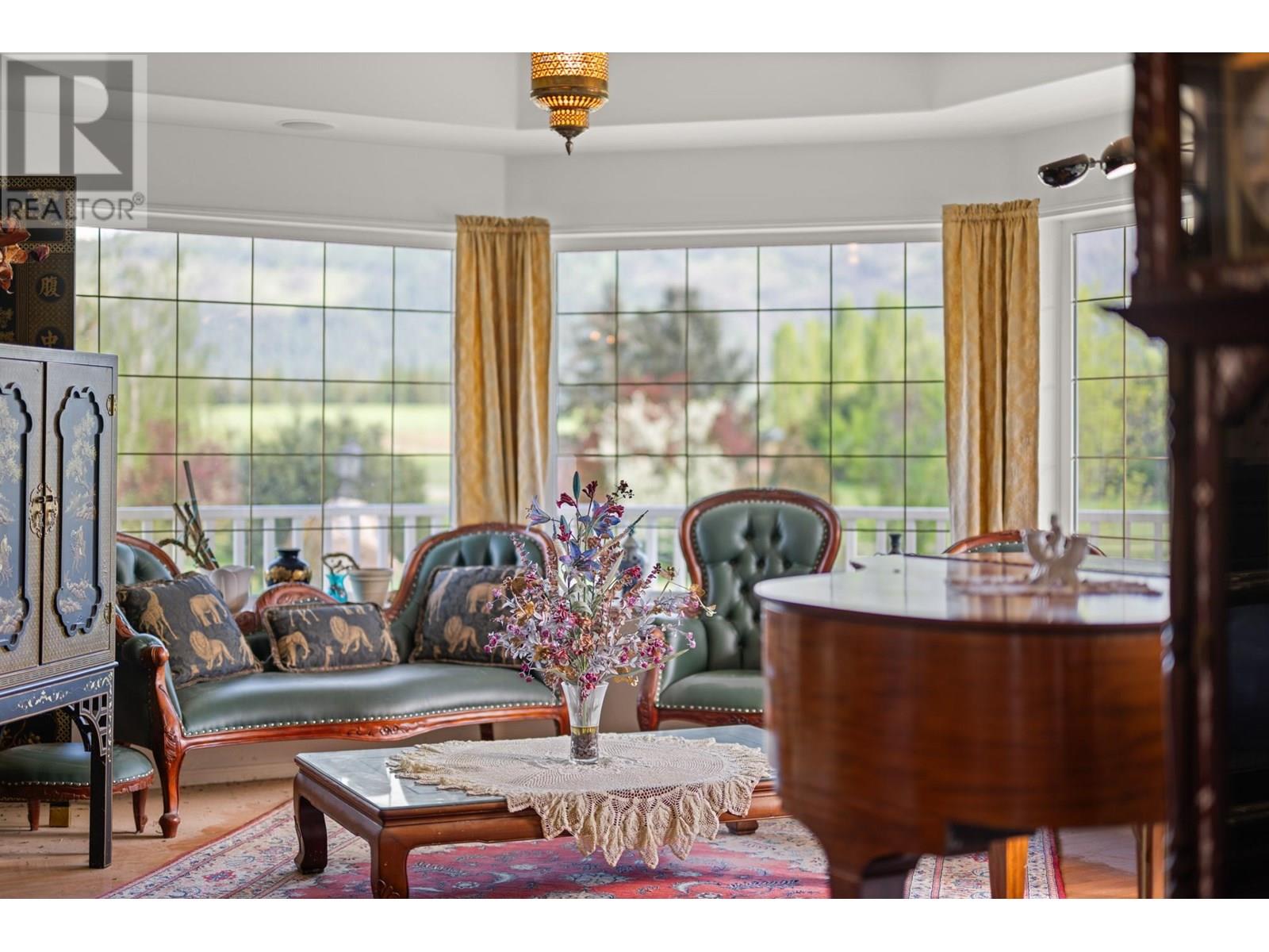 910 Lumby Mabel Lake Road, Lumby, British Columbia  V0E 2G5 - Photo 16 - 10354812