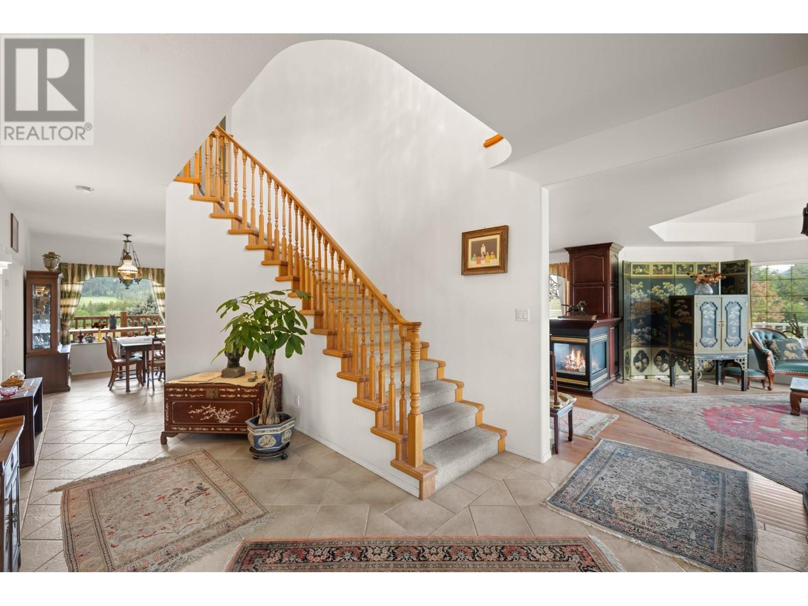 910 Lumby Mabel Lake Road, Lumby, British Columbia  V0E 2G5 - Photo 19 - 10354812