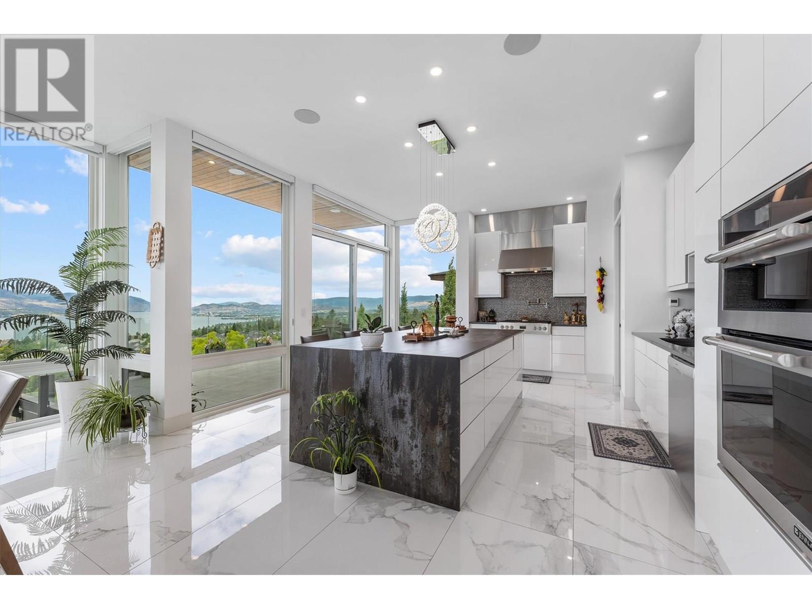 449 Swan Drive, Kelowna, British Columbia  V1W 5L9 - Photo 21 - 10354439