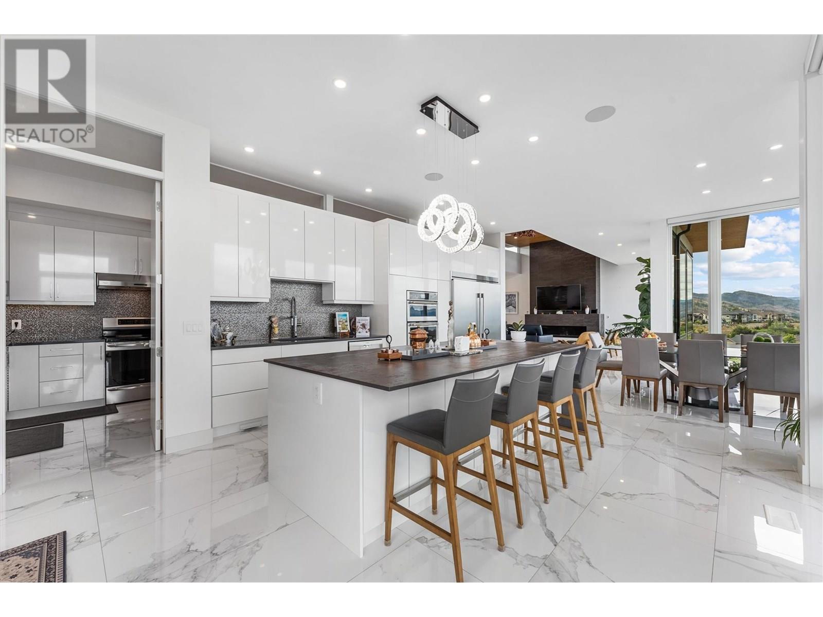 449 Swan Drive, Kelowna, British Columbia  V1W 5L9 - Photo 22 - 10354439