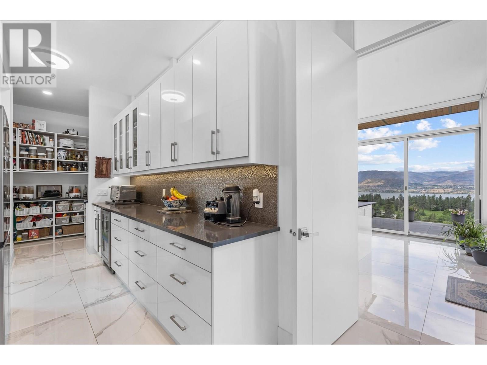 449 Swan Drive, Kelowna, British Columbia  V1W 5L9 - Photo 30 - 10354439