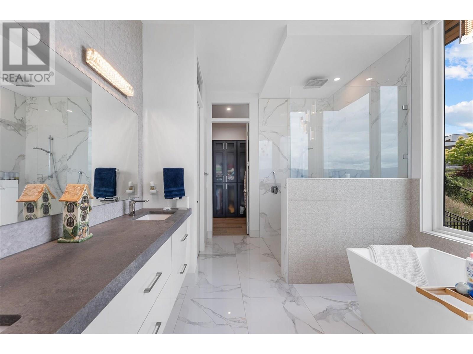 449 Swan Drive, Kelowna, British Columbia  V1W 5L9 - Photo 36 - 10354439