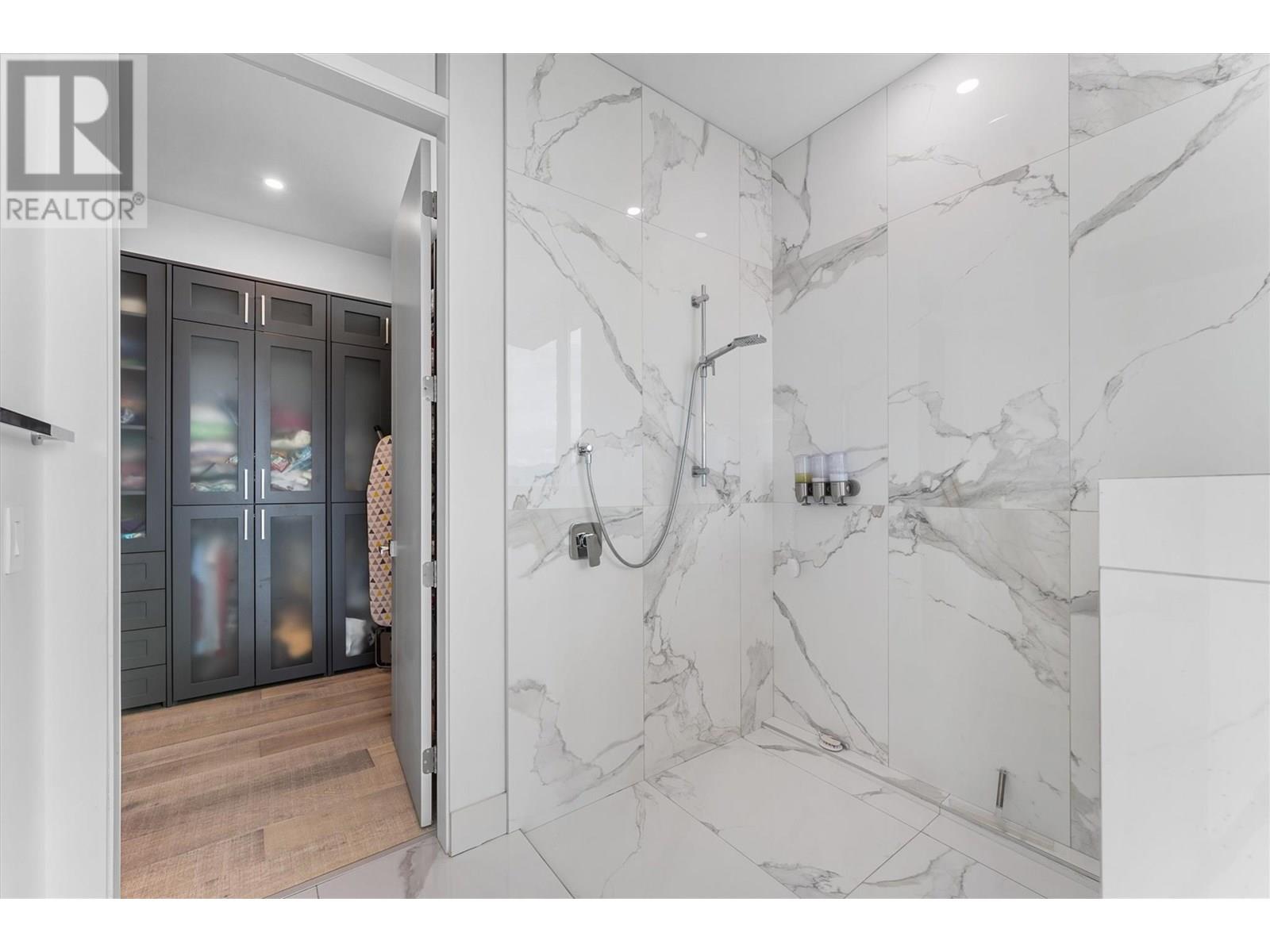 449 Swan Drive, Kelowna, British Columbia  V1W 5L9 - Photo 37 - 10354439