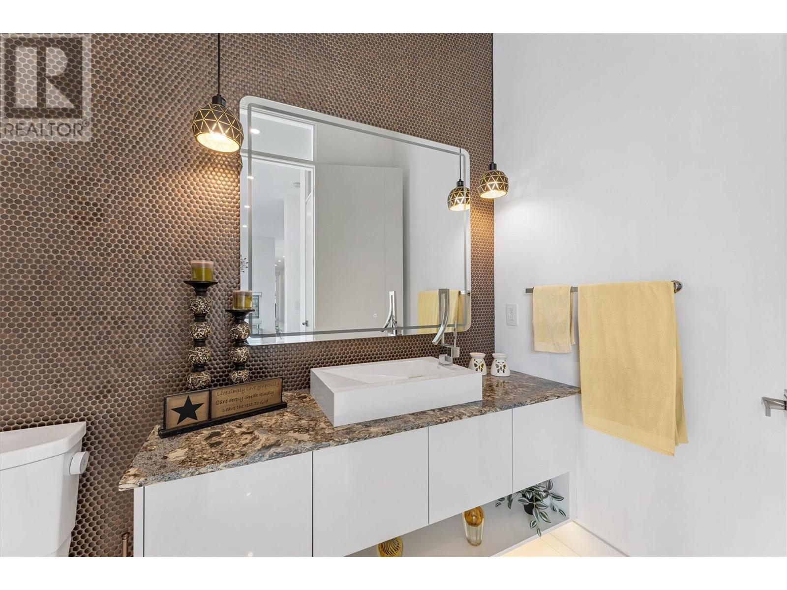 449 Swan Drive, Kelowna, British Columbia  V1W 5L9 - Photo 42 - 10354439