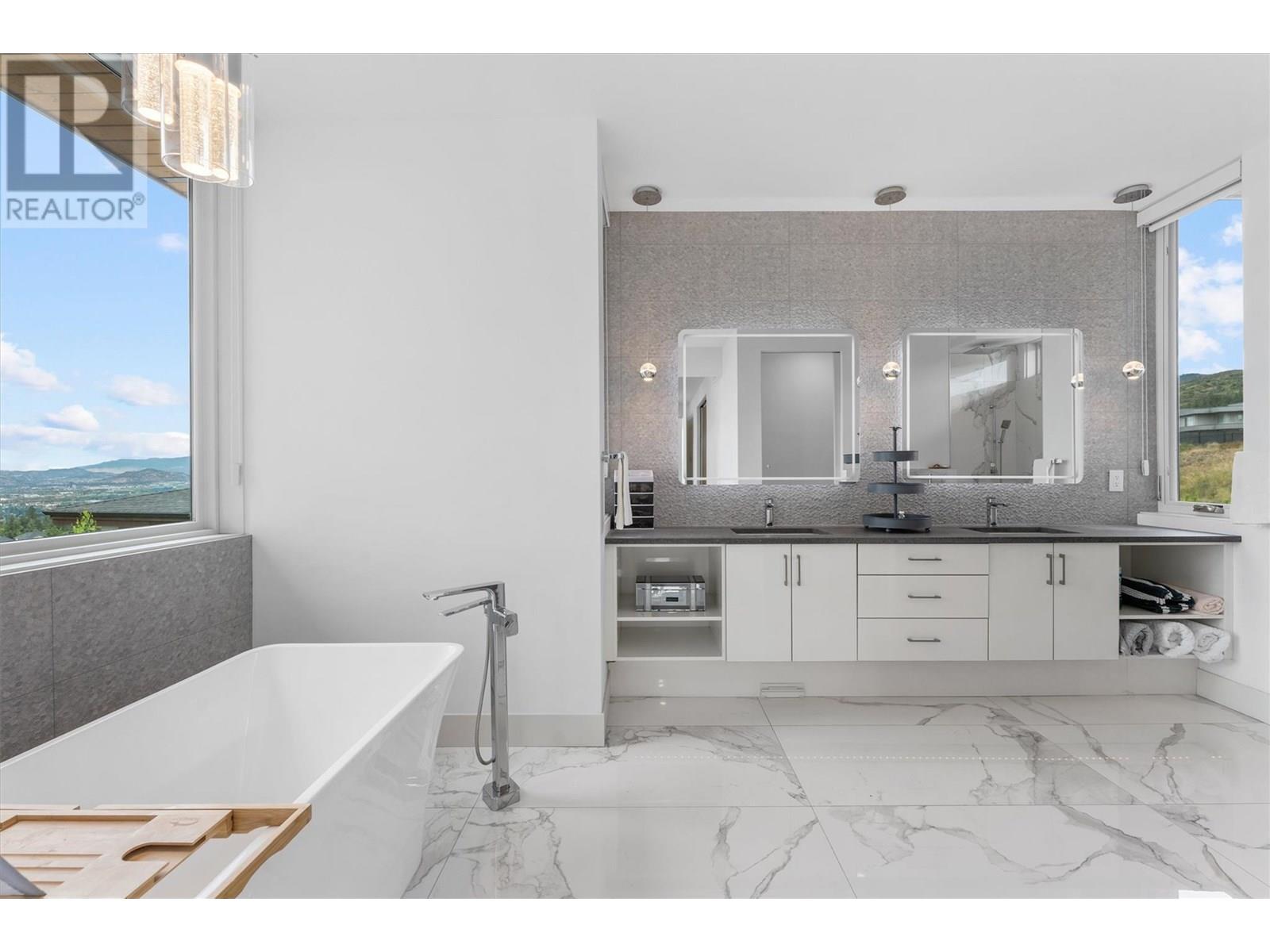 449 Swan Drive, Kelowna, British Columbia  V1W 5L9 - Photo 50 - 10354439