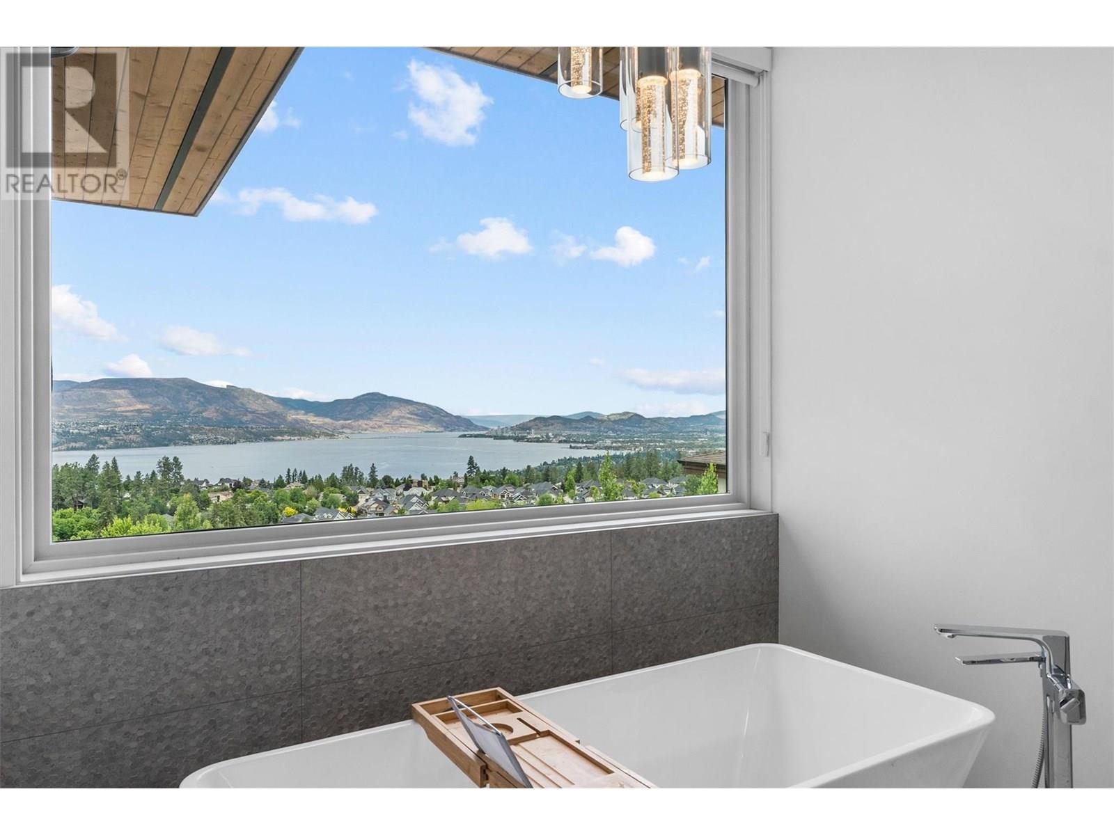 449 Swan Drive, Kelowna, British Columbia  V1W 5L9 - Photo 52 - 10354439