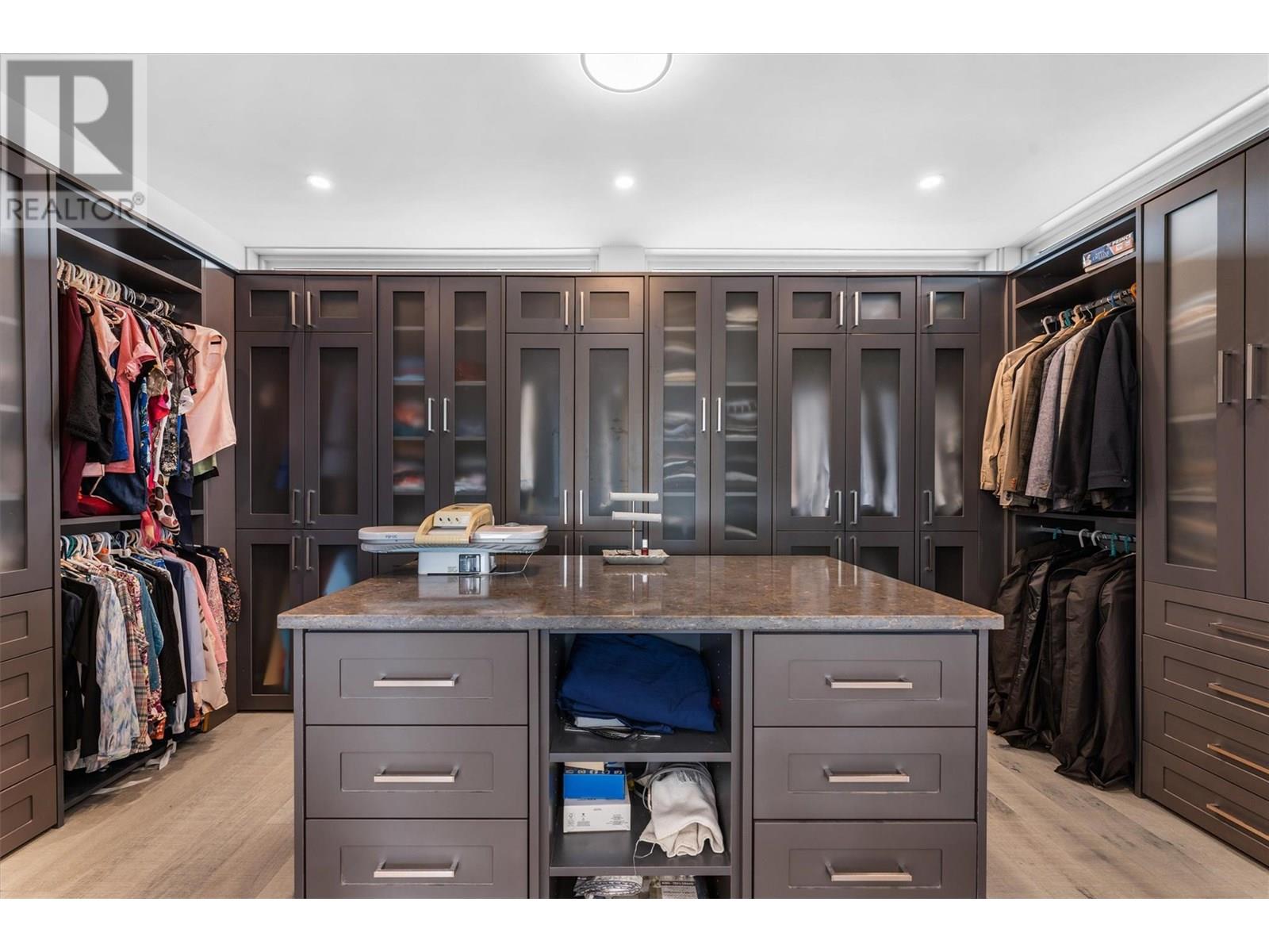 449 Swan Drive, Kelowna, British Columbia  V1W 5L9 - Photo 54 - 10354439