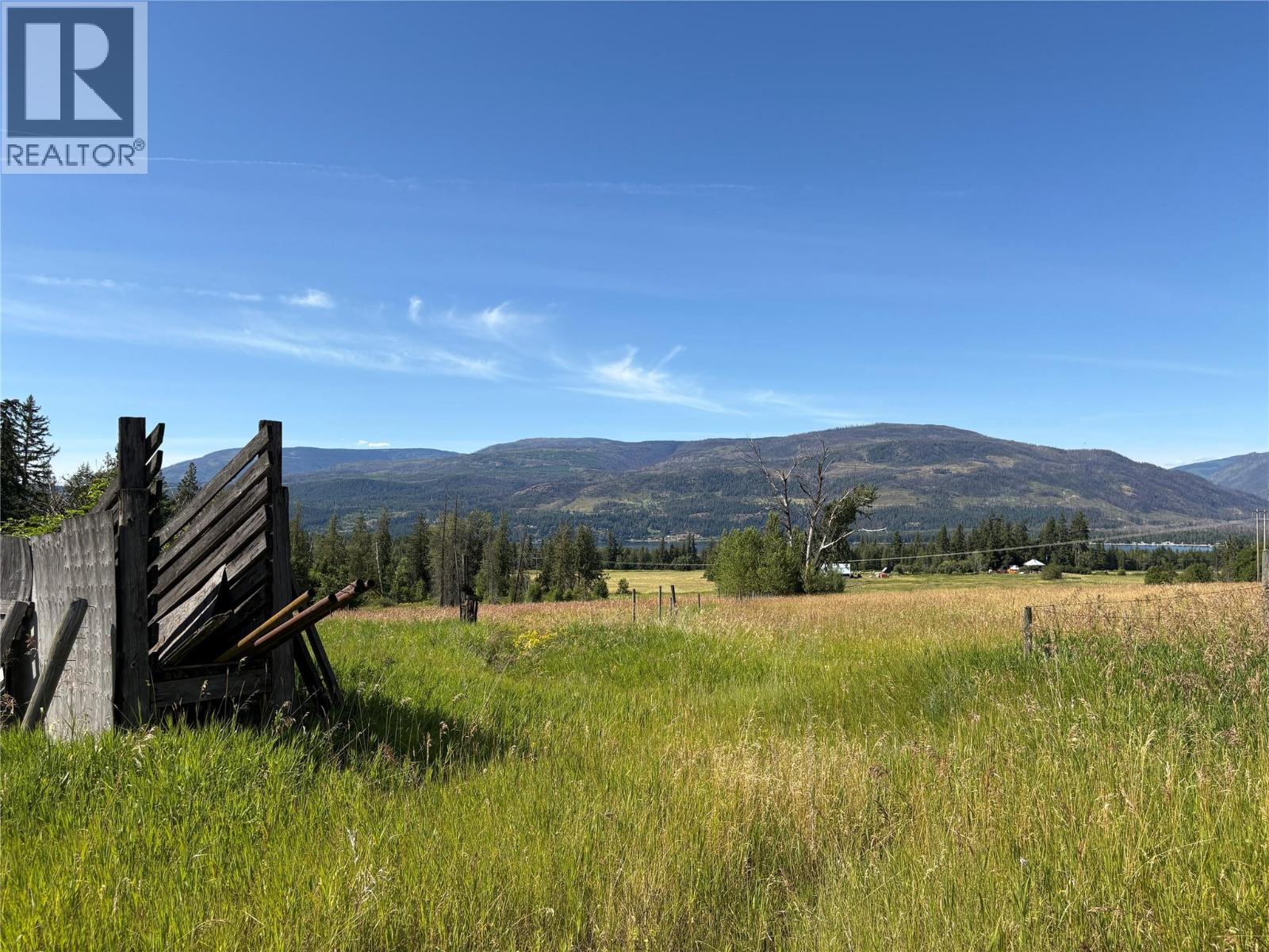 890 Dilworth Road, Sorrento, British Columbia  V0E 2W1 - Photo 5 - 10354398