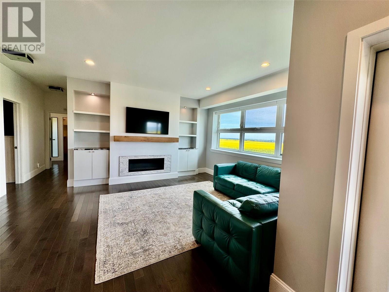 6334 207 Road, Dawson Creek, British Columbia  V1G 4E8 - Photo 6 - 10355003