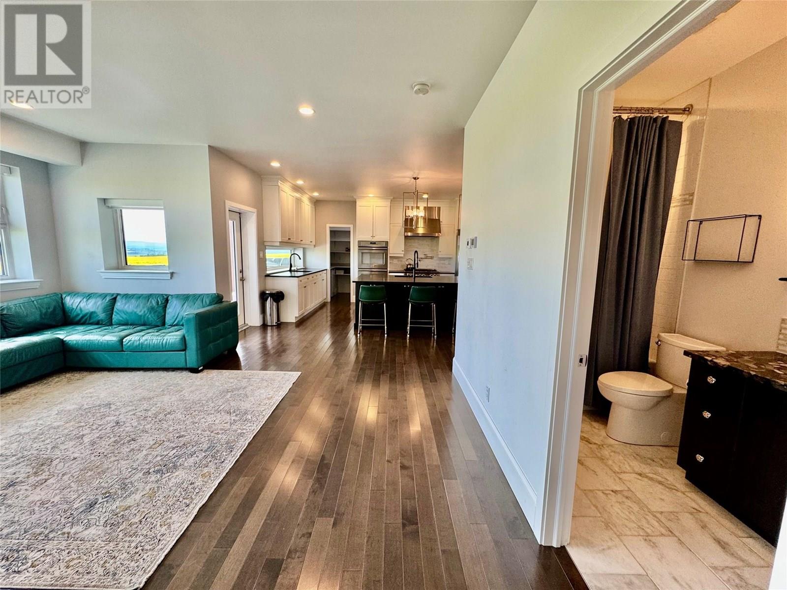 6334 207 Road, Dawson Creek, British Columbia  V1G 4E8 - Photo 8 - 10355003