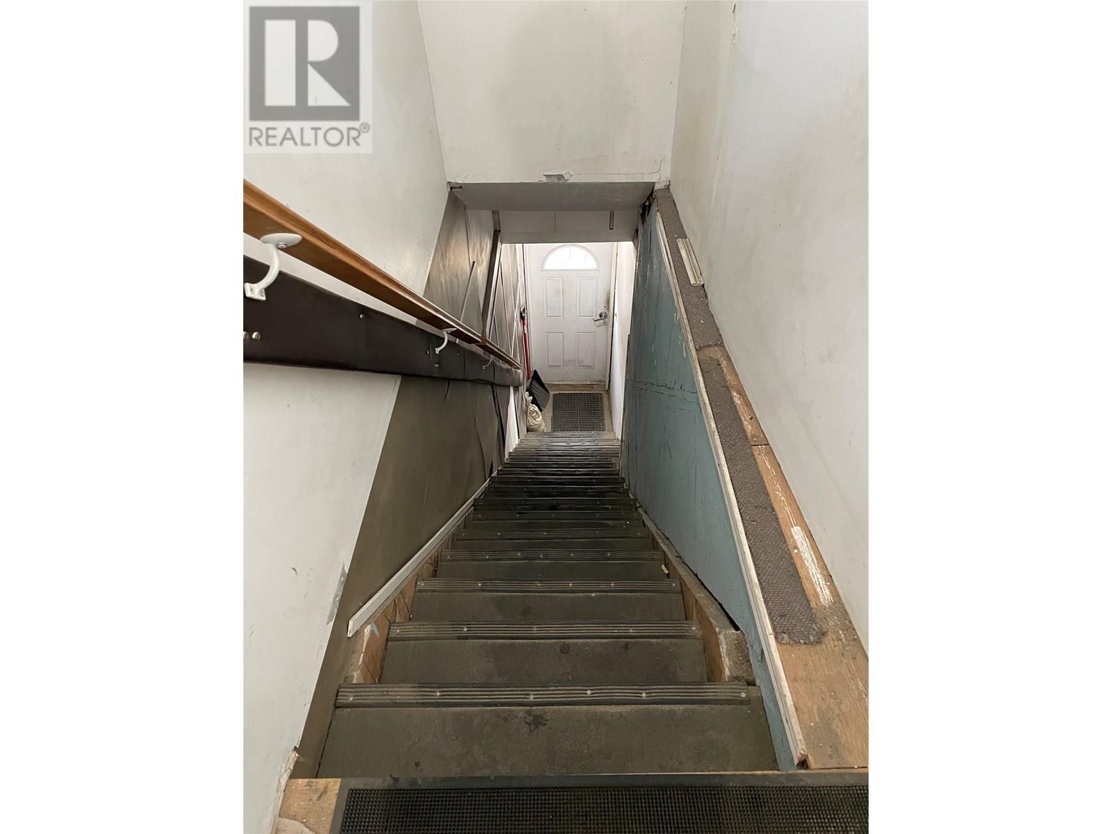 606 Front Street, Nelson, British Columbia  V1L 4B7 - Photo 19 - 10354887