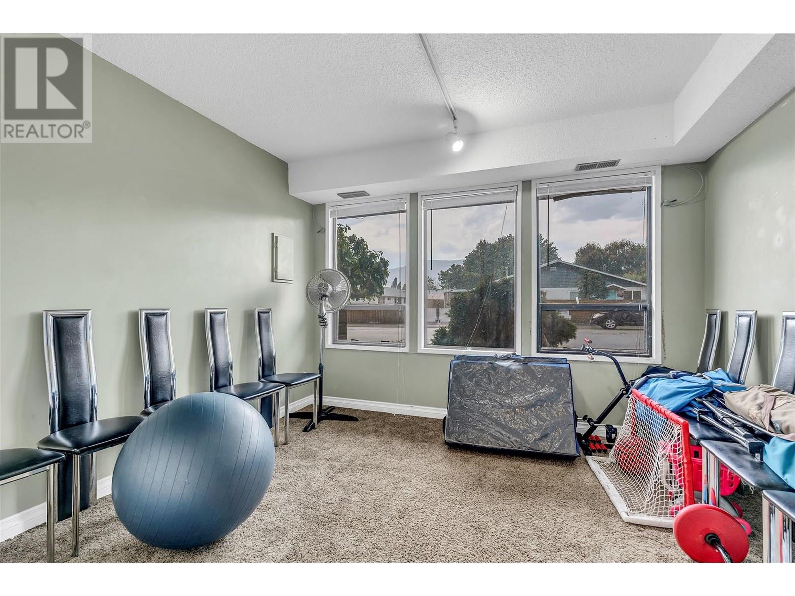 2494 Cornwall Drive, Penticton, British Columbia  V2A 6R7 - Photo 24 - 10355092