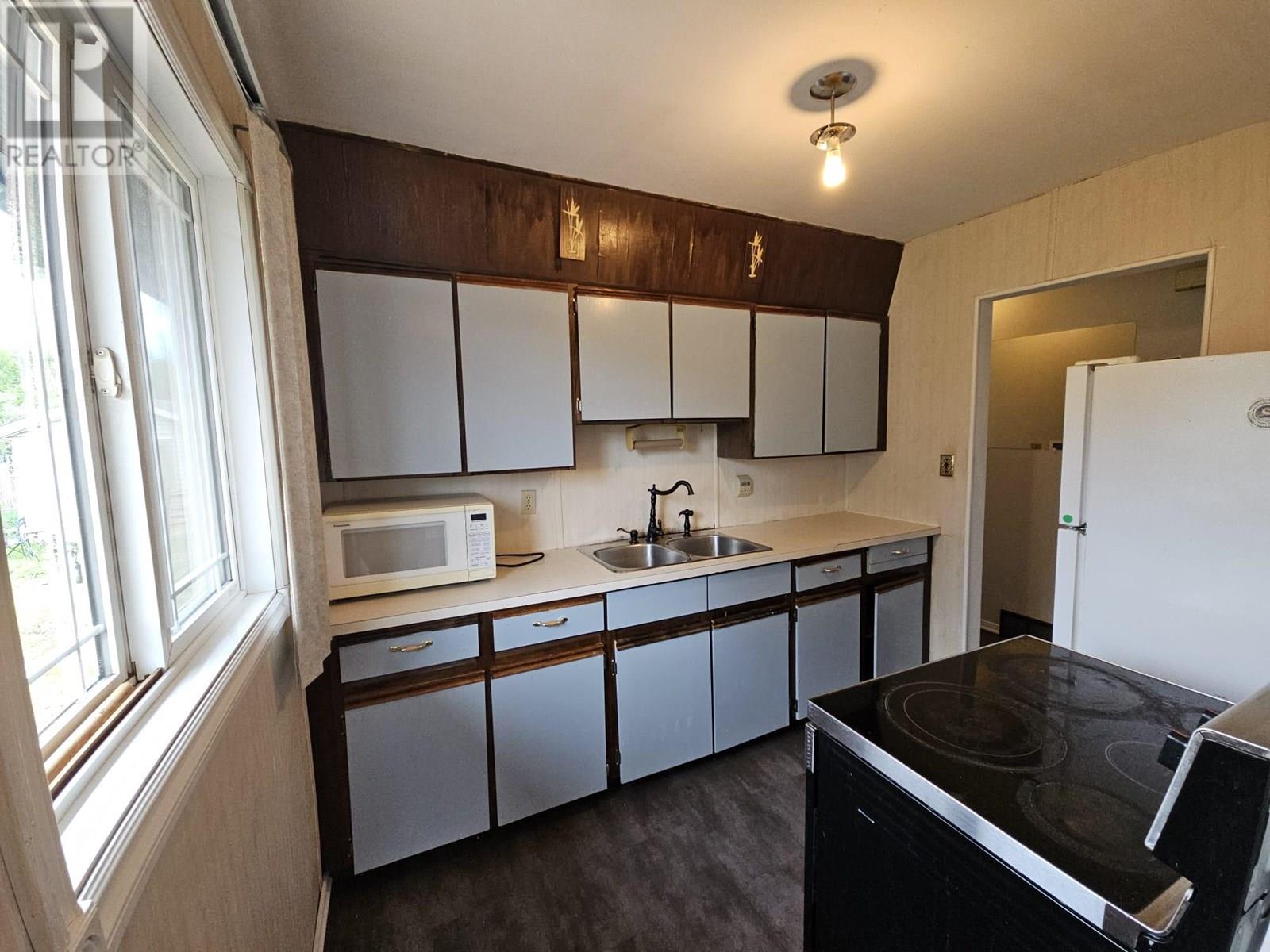 4756 Wabi Crescent, Chetwynd, British Columbia  V0C 1J0 - Photo 16 - 10355349