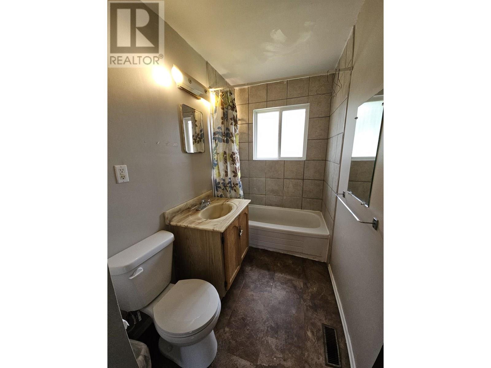 4756 Wabi Crescent, Chetwynd, British Columbia  V0C 1J0 - Photo 24 - 10355349