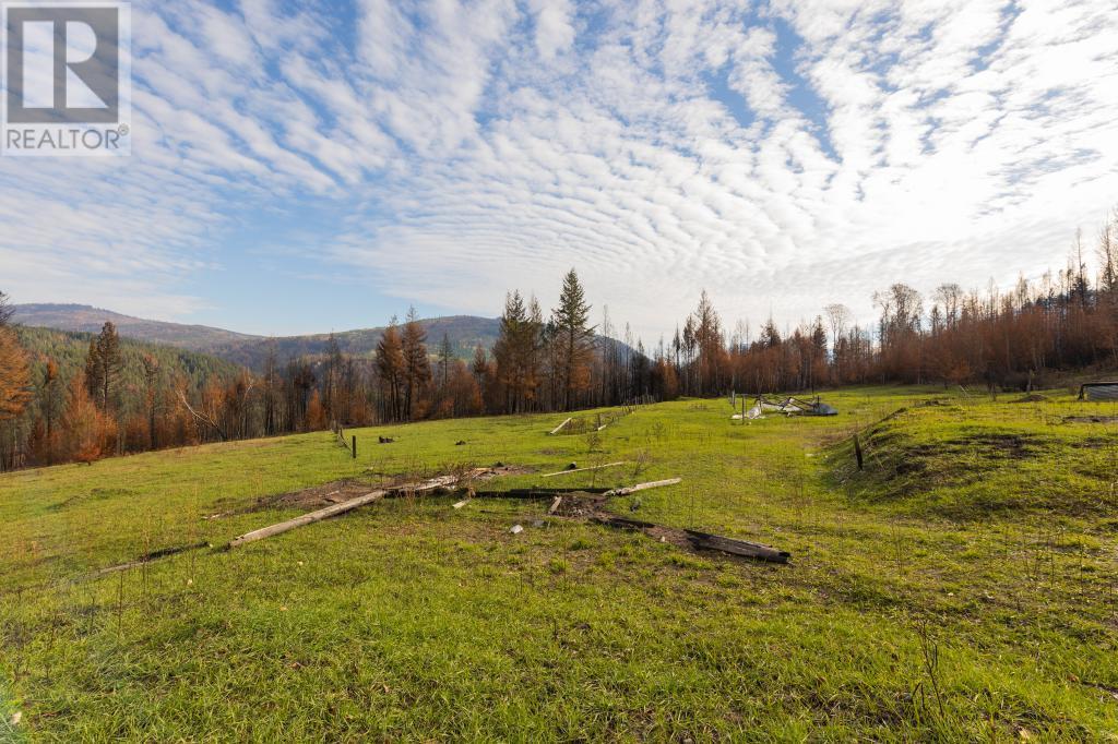 8767 Holding Road, Chase, British Columbia  V0E 1M0 - Photo 4 - 10355278