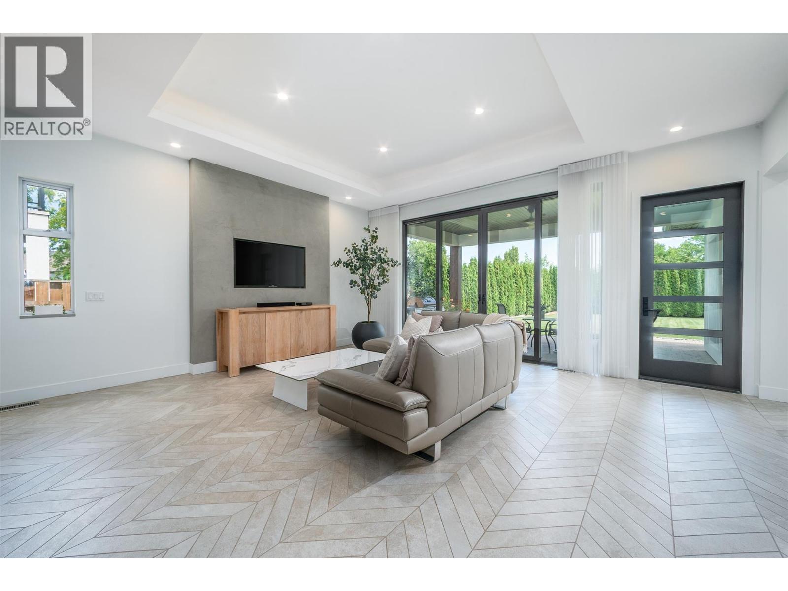 3567 Lakeshore Road, Kelowna, British Columbia  V1W 3K1 - Photo 28 - 10354923