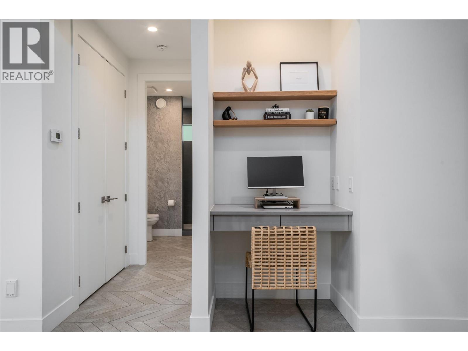 3567 Lakeshore Road, Kelowna, British Columbia  V1W 3K1 - Photo 33 - 10354923