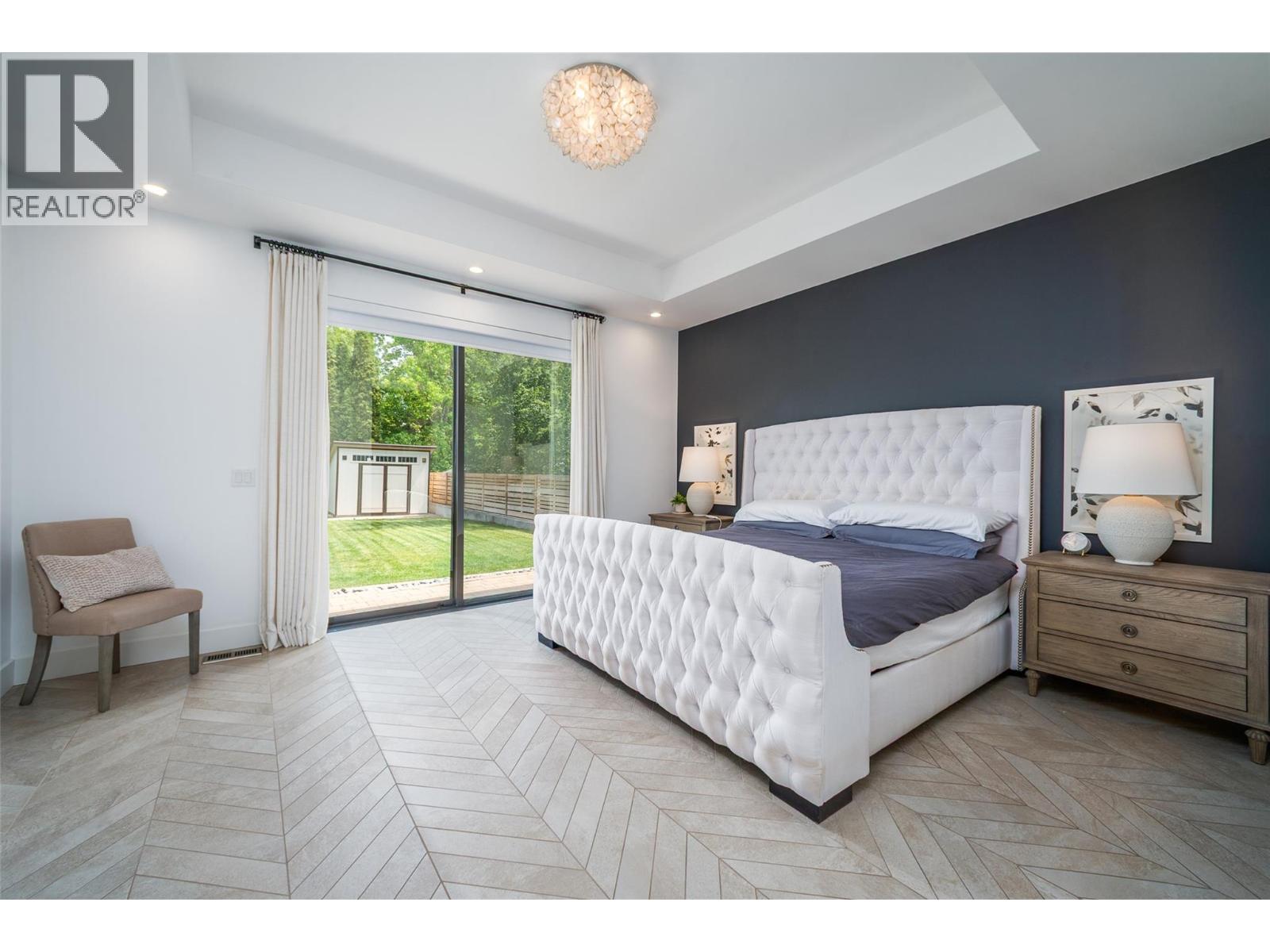 3567 Lakeshore Road, Kelowna, British Columbia  V1W 3K1 - Photo 37 - 10354923