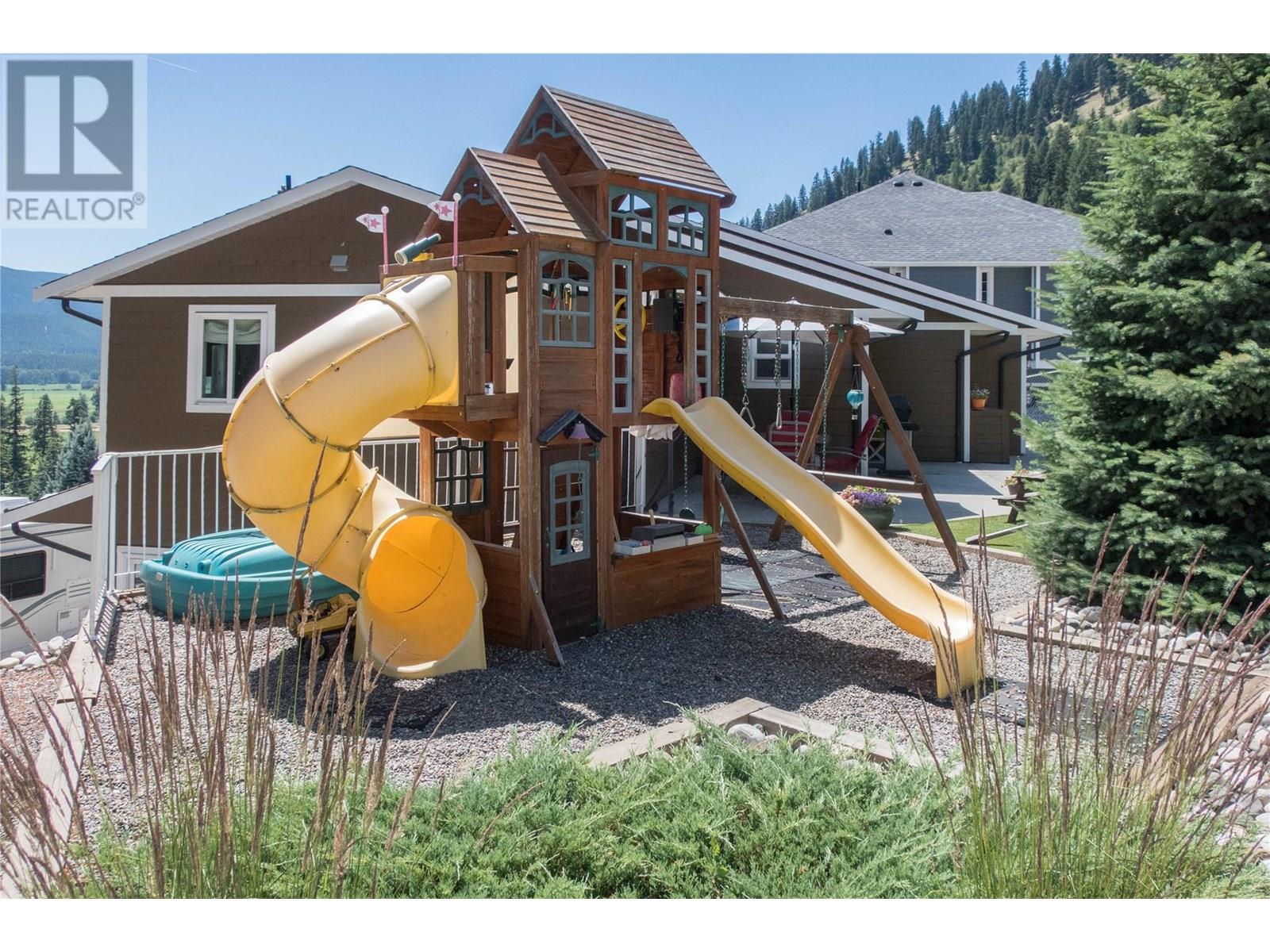 1859 Schunter Drive, Lumby, British Columbia  V0E 2G0 - Photo 11 - 10355157