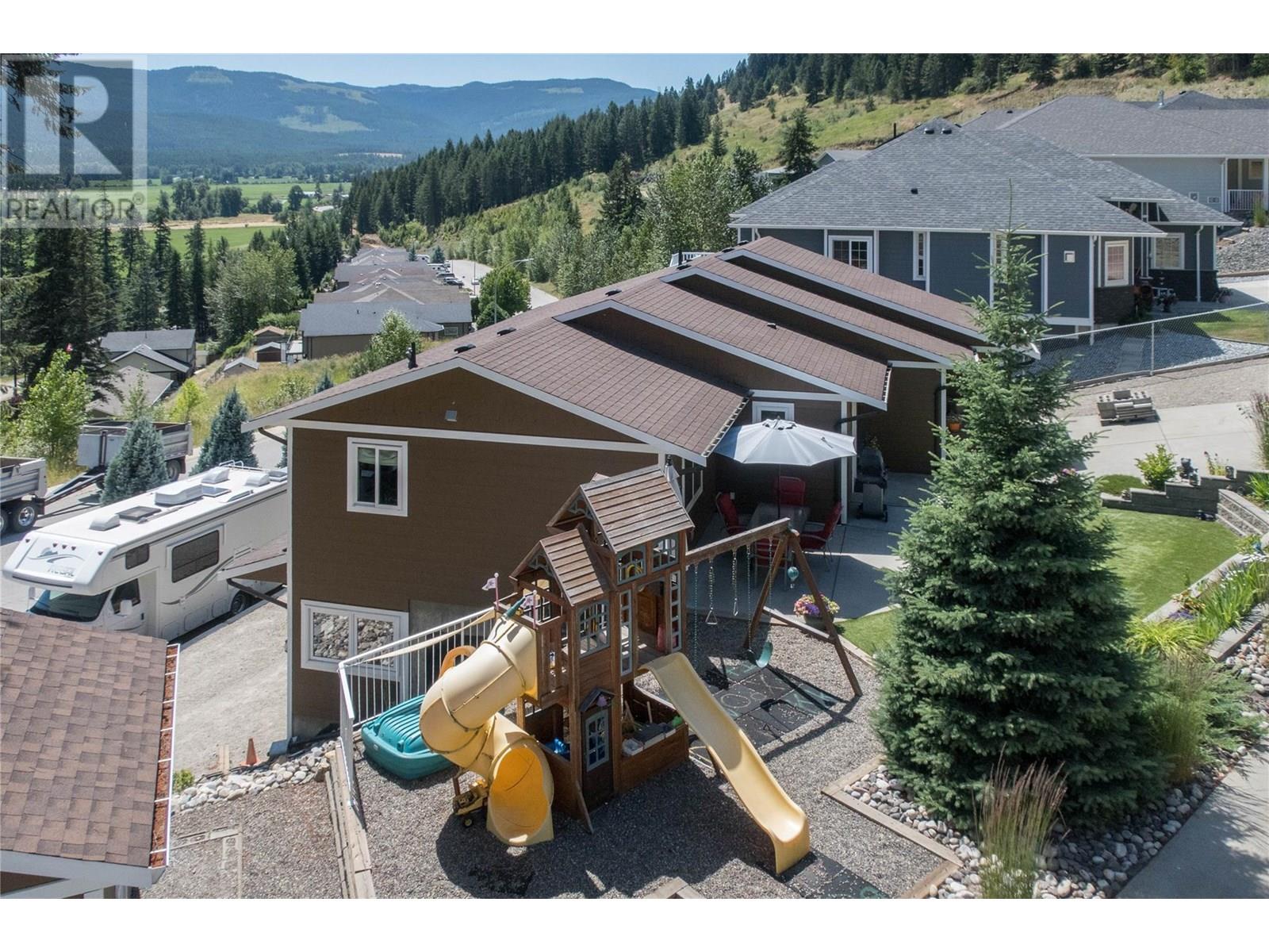 1859 Schunter Drive, Lumby, British Columbia  V0E 2G0 - Photo 12 - 10355157