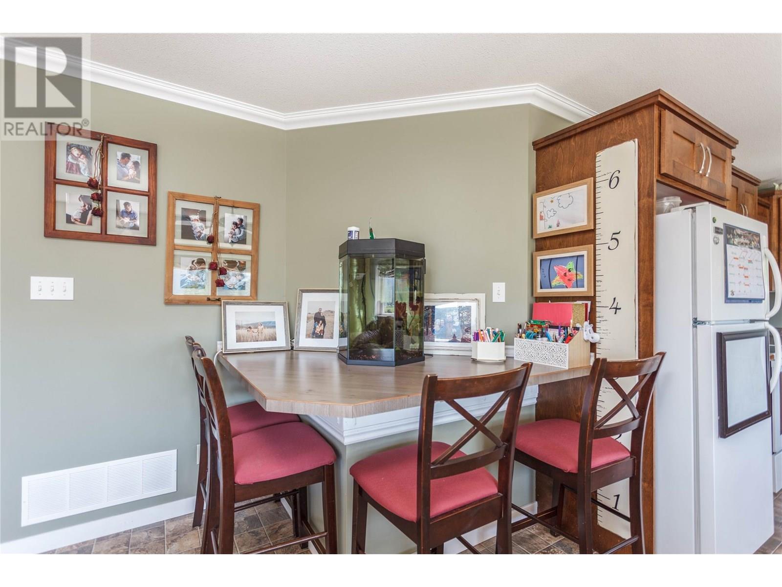 1859 Schunter Drive, Lumby, British Columbia  V0E 2G0 - Photo 38 - 10355157