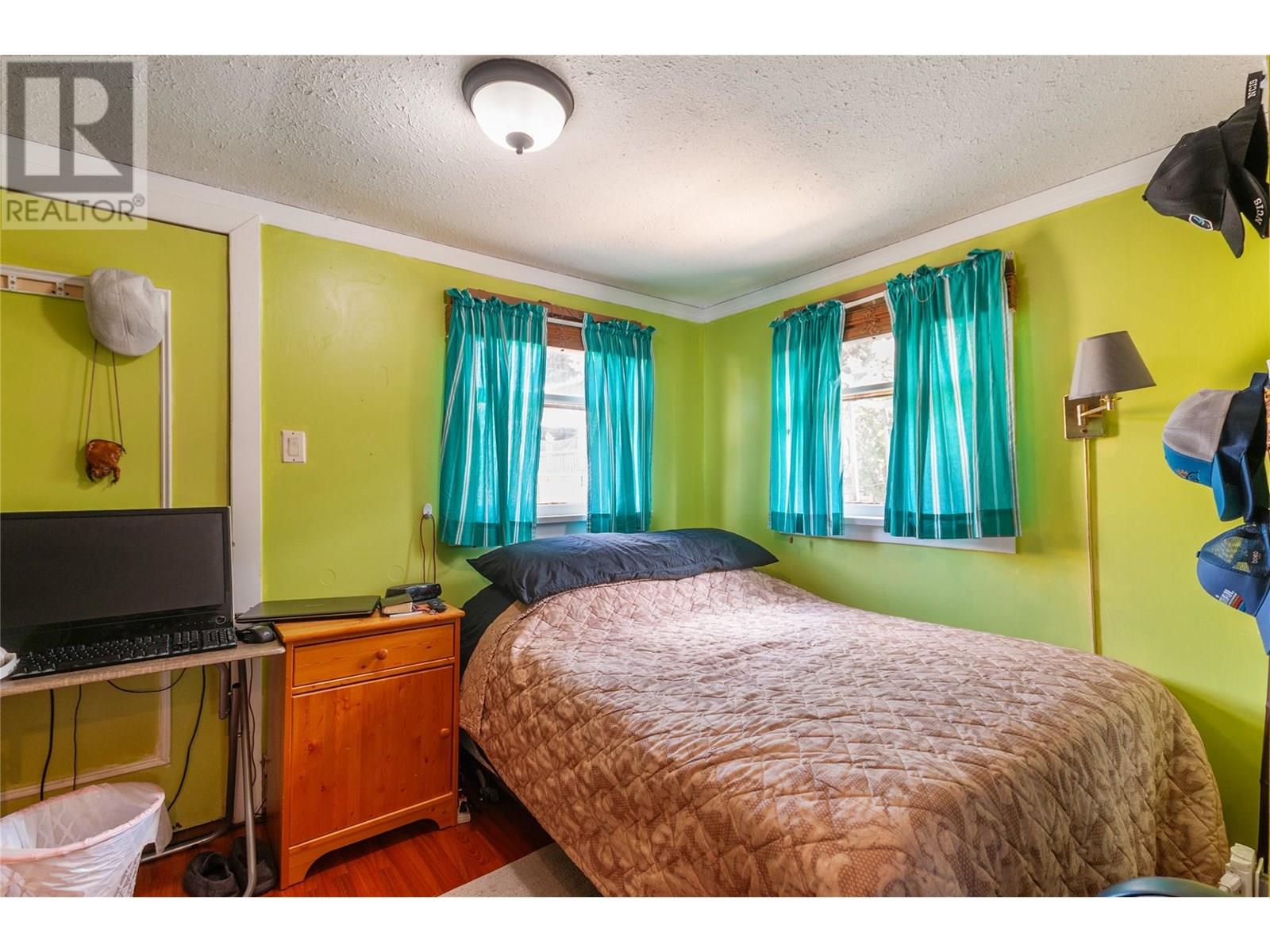 219 Hastings Avenue, Penticton, British Columbia  V2A 2V5 - Photo 10 - 10355381