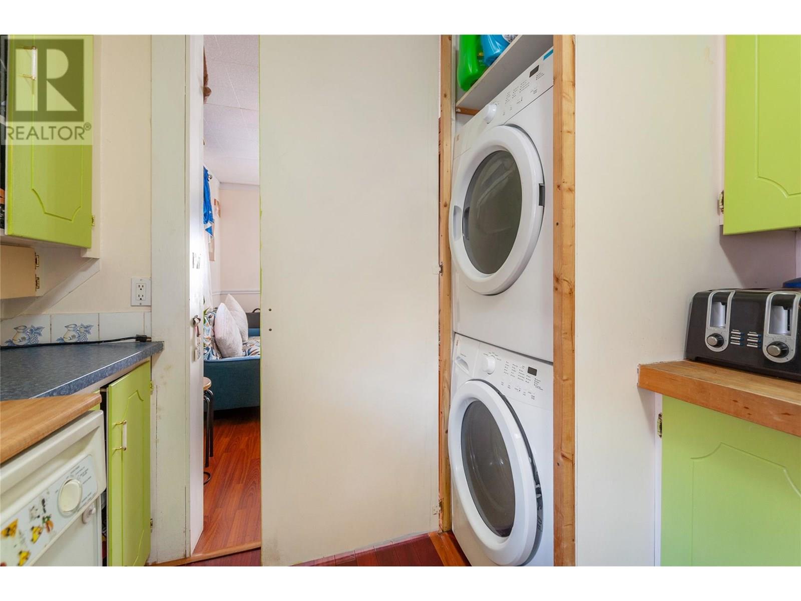 219 Hastings Avenue, Penticton, British Columbia  V2A 2V5 - Photo 13 - 10355381