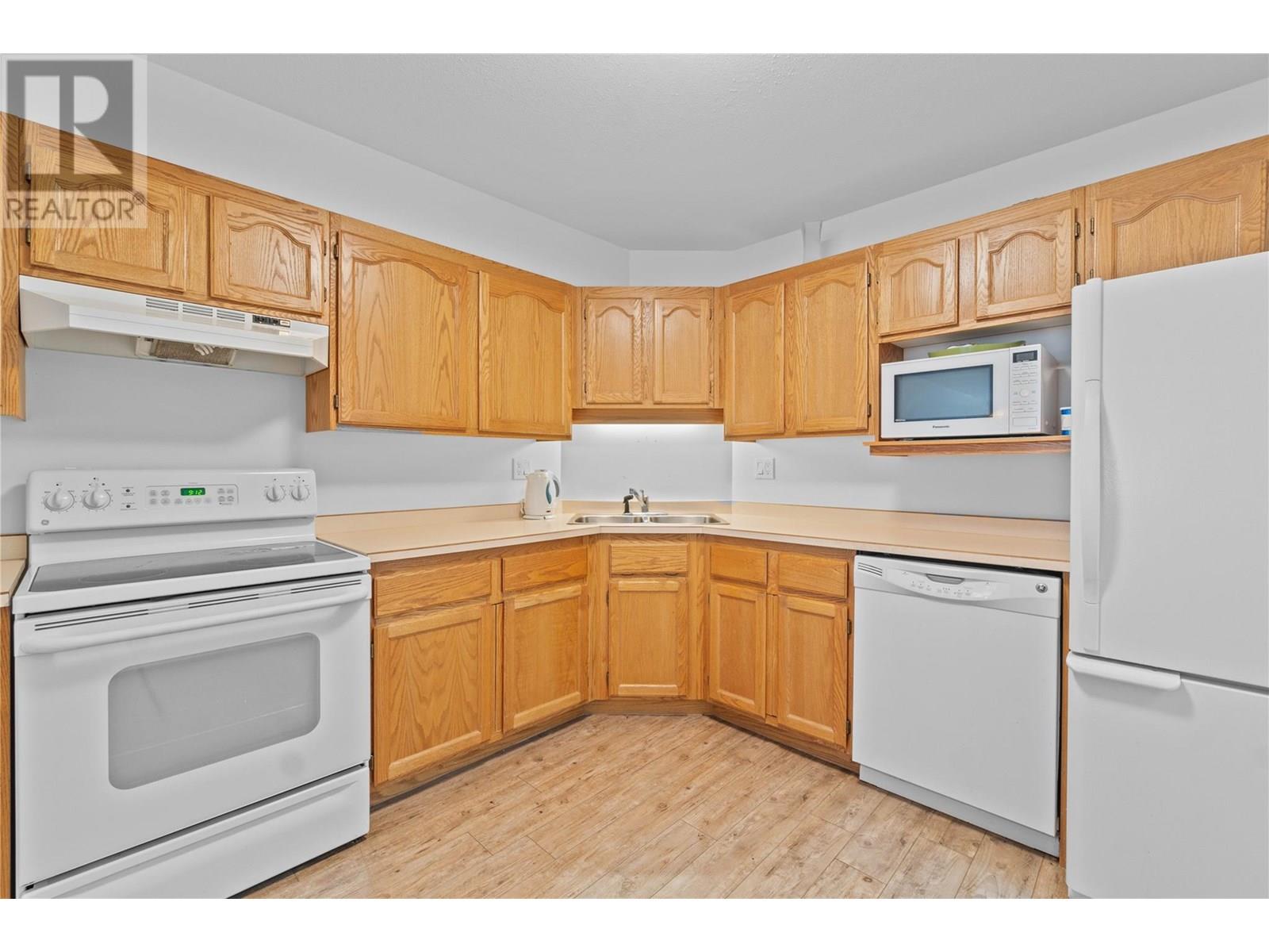 250 5 Street Se Unit# 313, Salmon Arm, British Columbia  V1E 1J8 - Photo 14 - 10355325