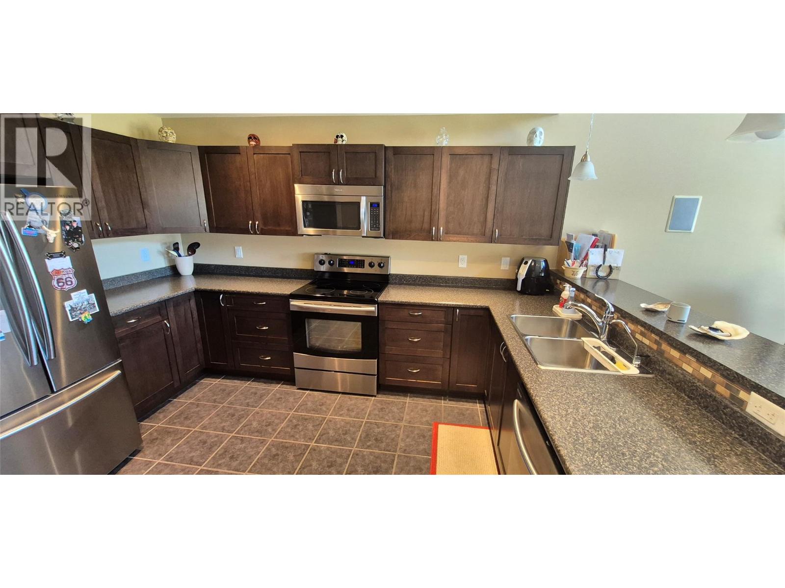 5211 Trans Canada Highway Unit# 6, Salmon Arm, British Columbia  V0E 2X3 - Photo 12 - 10355733