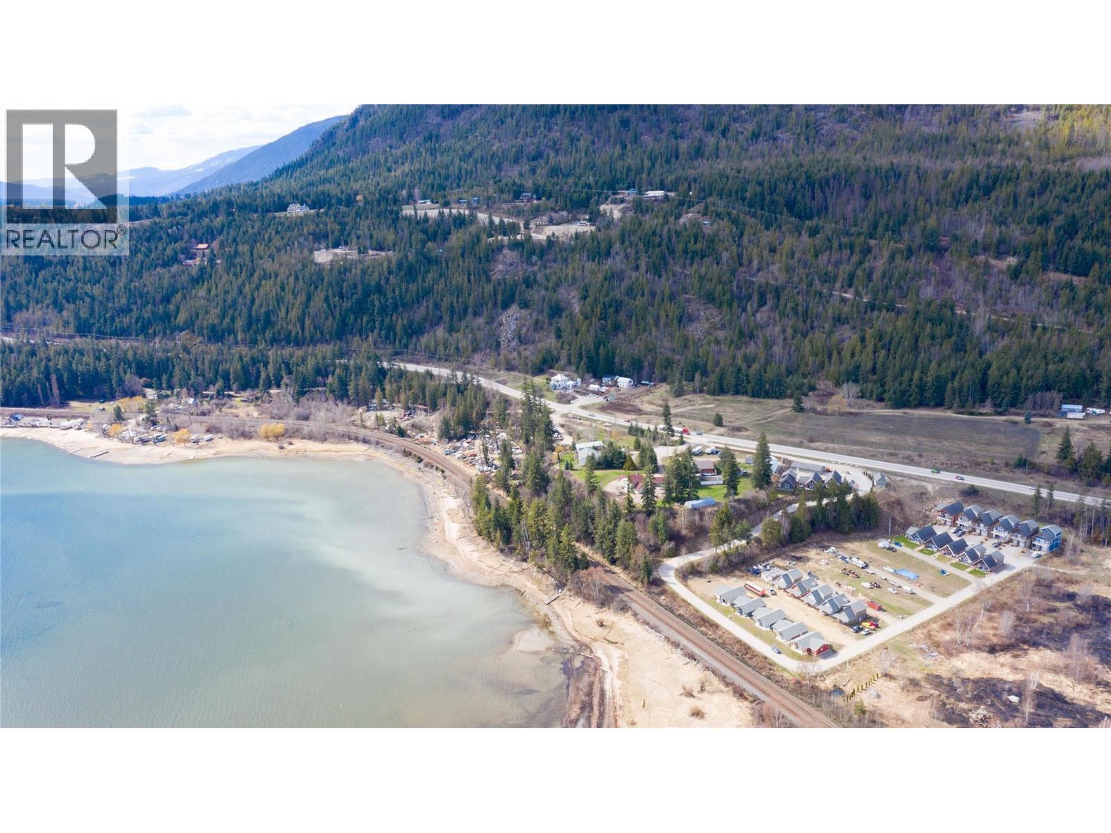 5211 Trans Canada Highway Unit# 6, Salmon Arm, British Columbia  V0E 2X3 - Photo 5 - 10355733