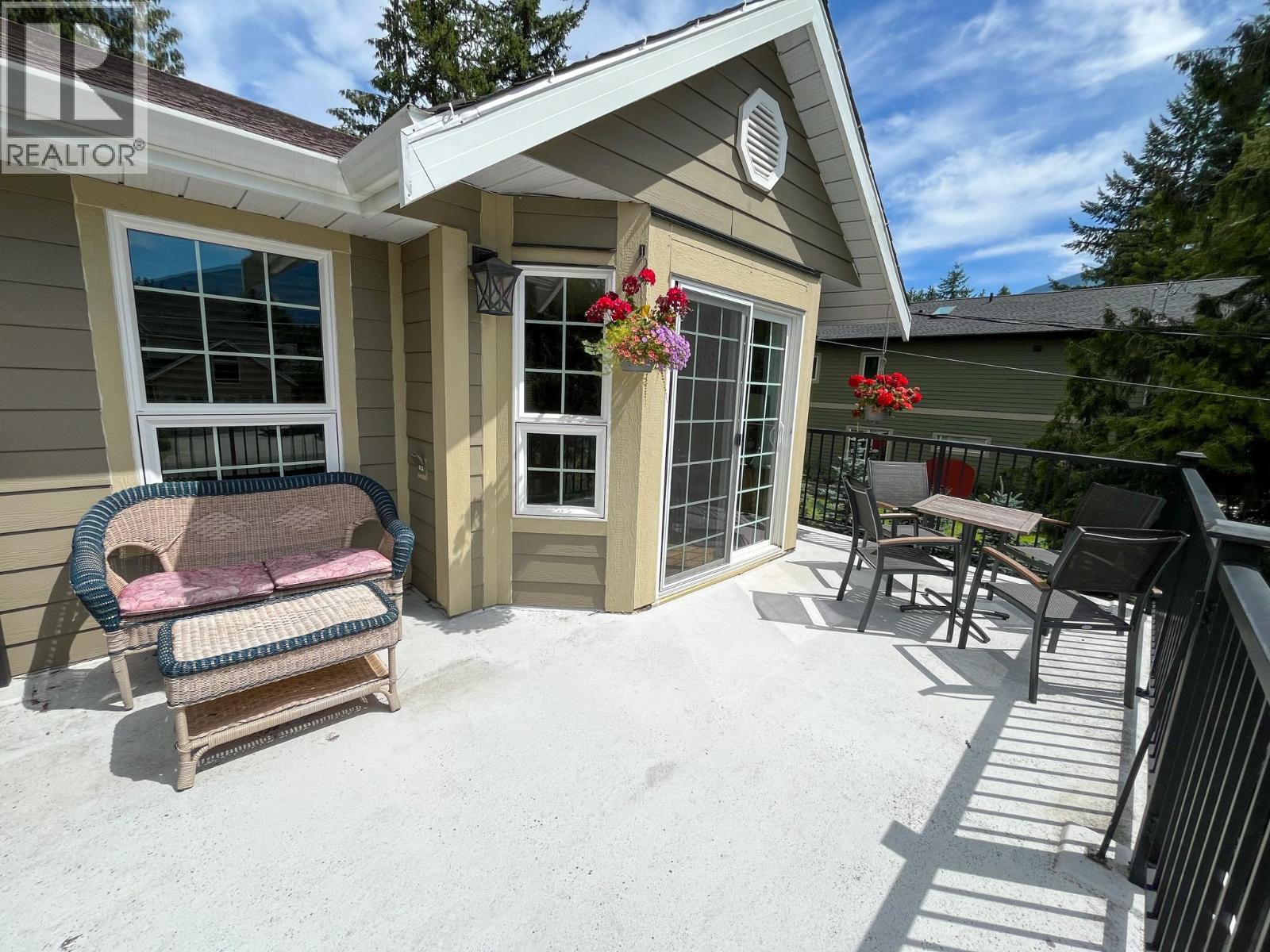 510 Cedar Street, Sicamous, British Columbia  V0E 2V0 - Photo 26 - 10355579