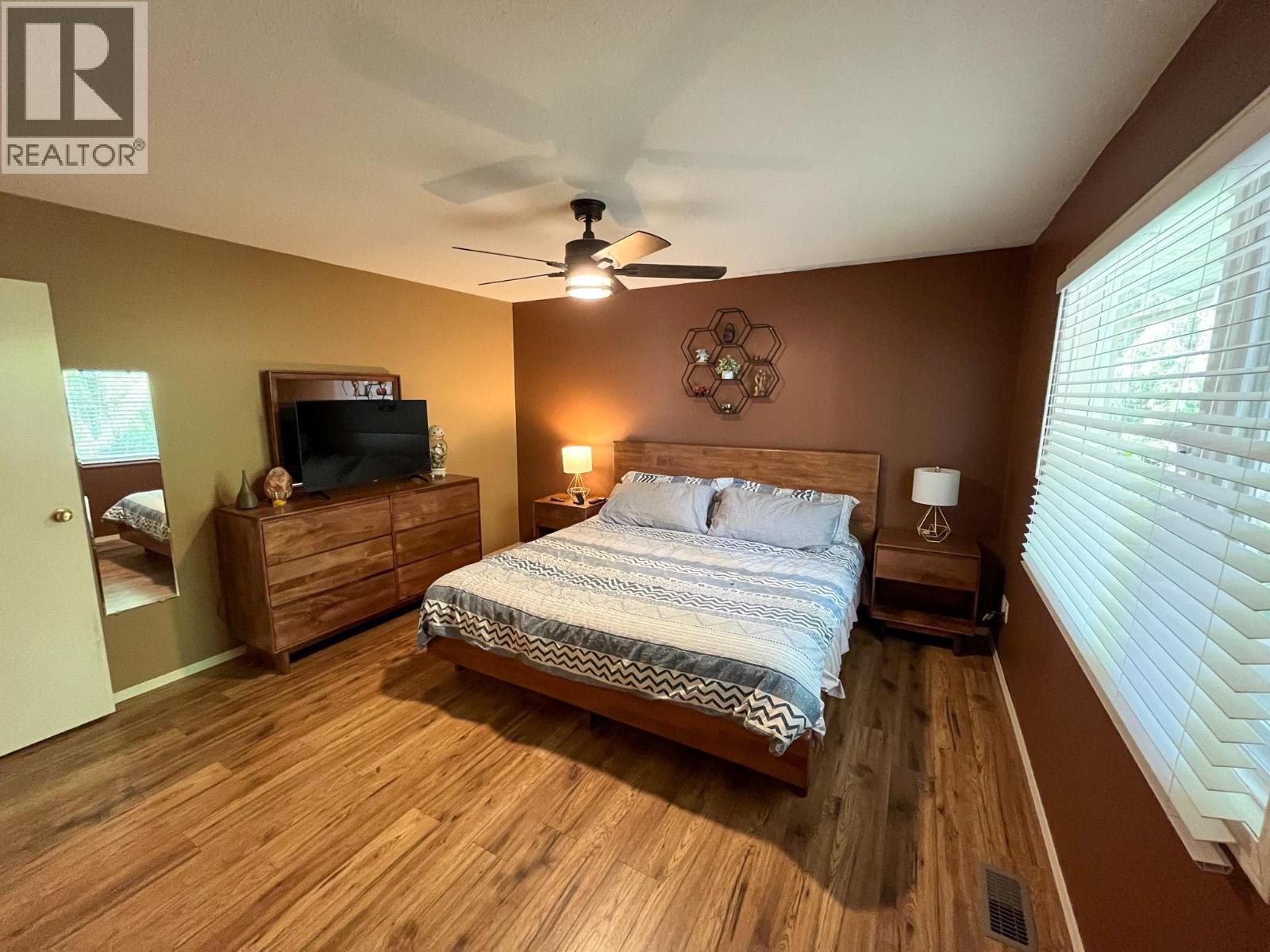 510 Cedar Street, Sicamous, British Columbia  V0E 2V0 - Photo 30 - 10355579