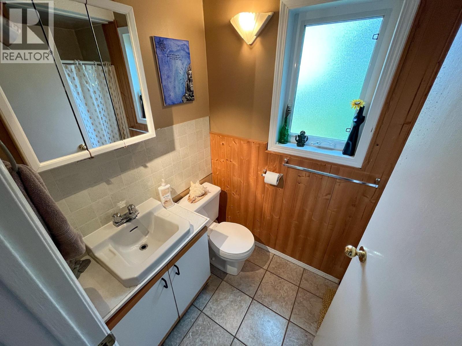 510 Cedar Street, Sicamous, British Columbia  V0E 2V0 - Photo 39 - 10355579