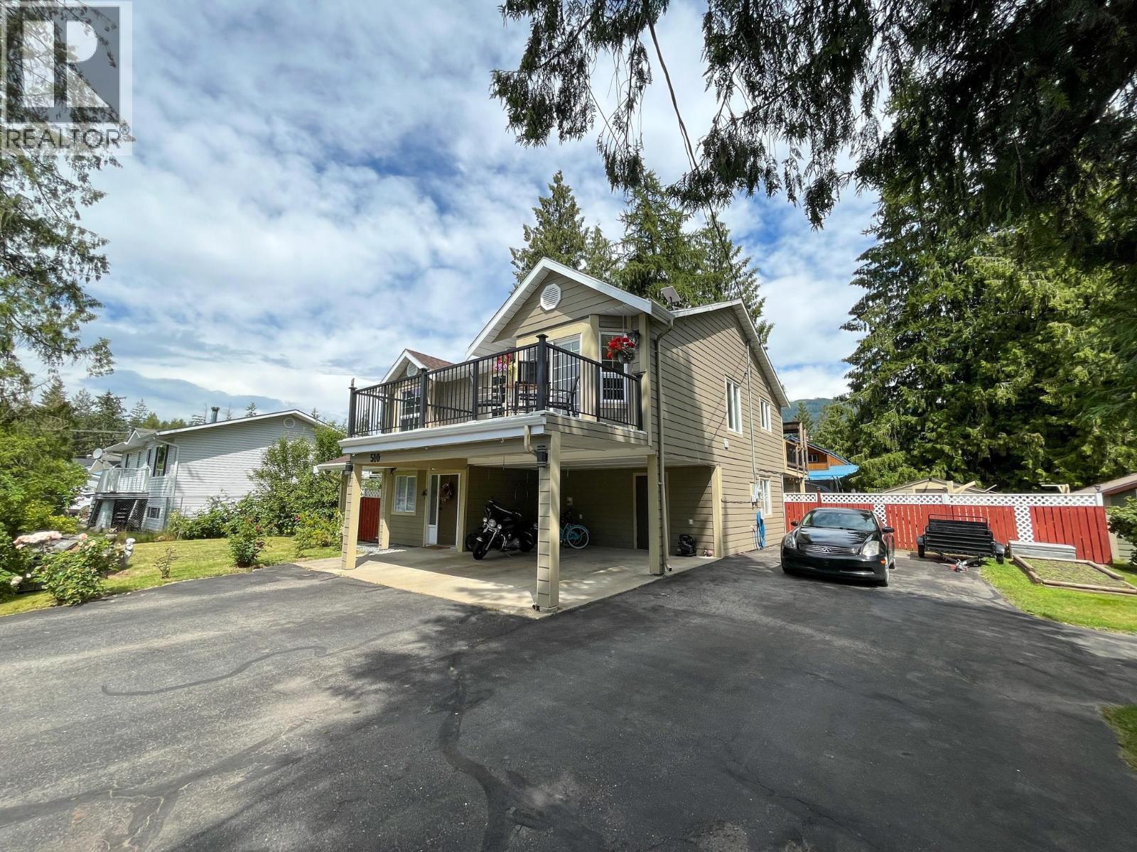 510 Cedar Street, Sicamous, British Columbia  V0E 2V0 - Photo 4 - 10355579