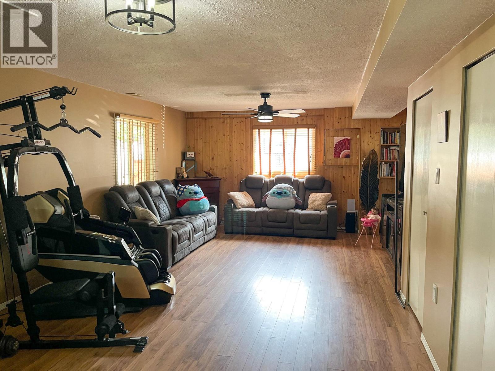 510 Cedar Street, Sicamous, British Columbia  V0E 2V0 - Photo 41 - 10355579