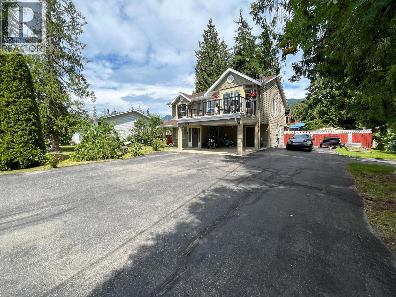 510 Cedar Street, Sicamous, British Columbia  V0E 2V0 - Photo 6 - 10355579