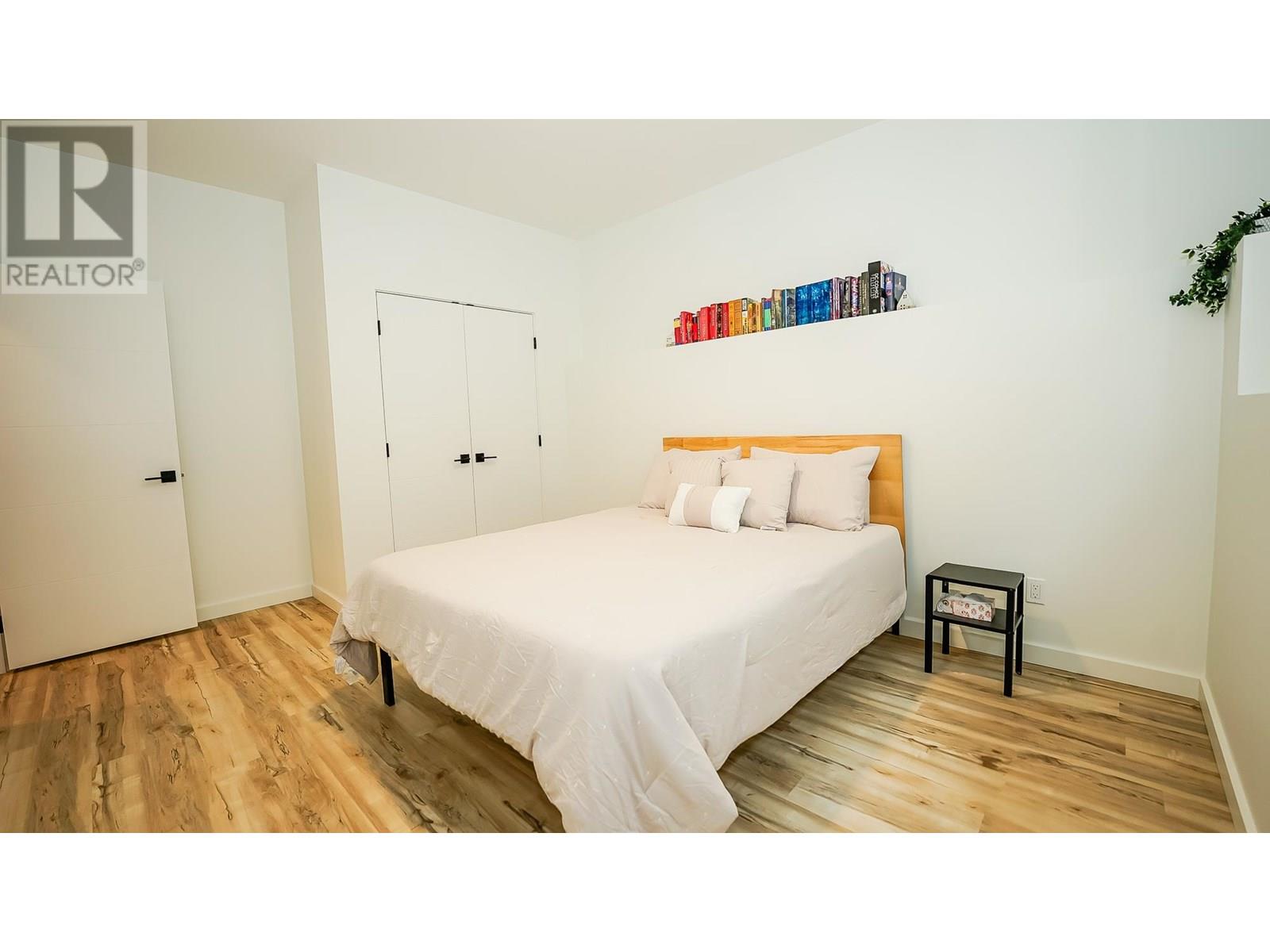 9499 Ledgestone Road, Lake Country, British Columbia  V4V 0A4 - Photo 12 - 10355762