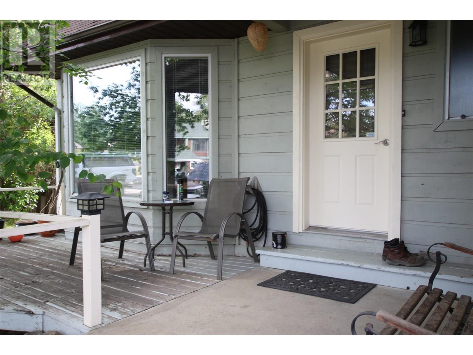 232 Bergeron Drive, Tumbler Ridge, British Columbia  V0C 2W0 - Photo 3 - 10355774