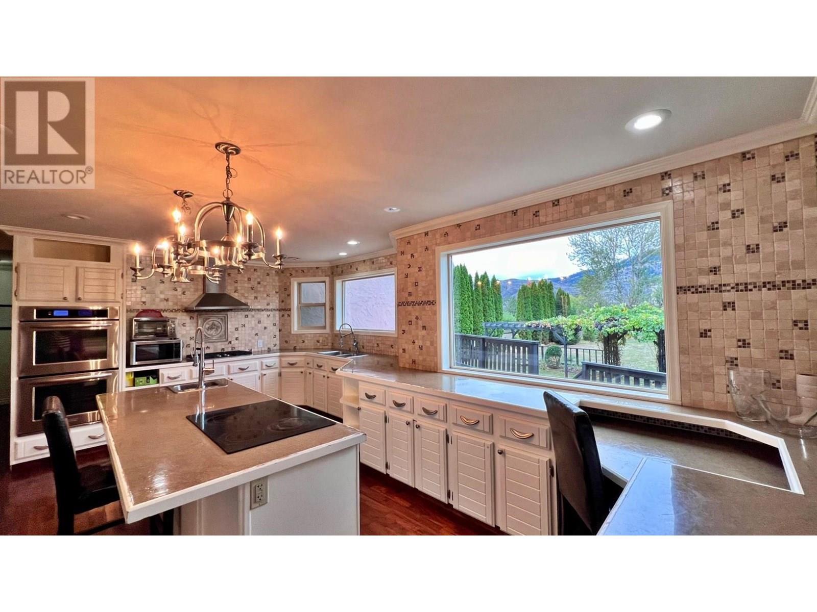 1973 Tranquille Road, Kamloops, British Columbia  V2B 3M4 - Photo 5 - 10355948